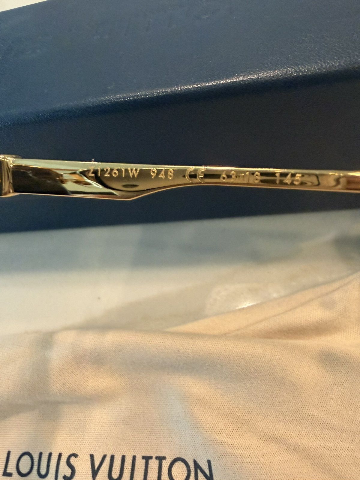 Louis Vuitton Louis vuitton ash sunglasss Size ONE SIZE - 4 Thumbnail