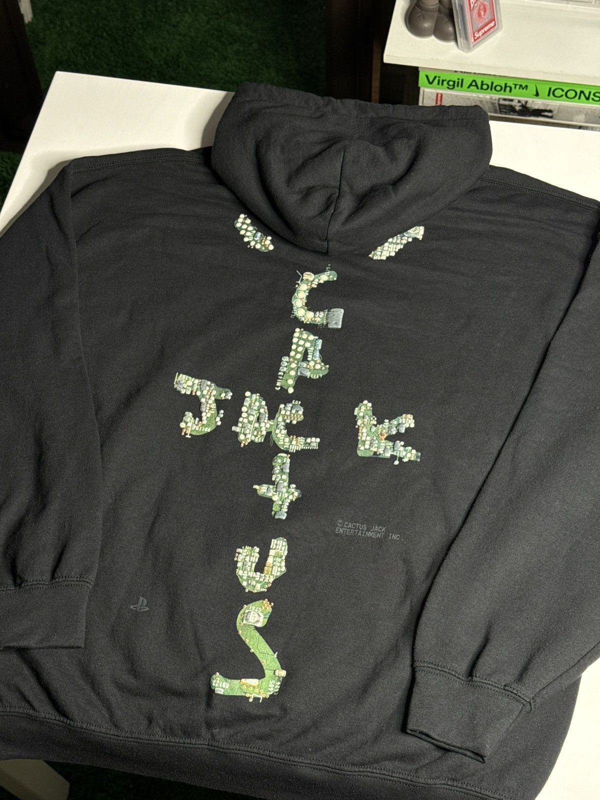 Playstation × Travis Scott Travis Scott x PlaySatation Hoodie “Black” [L] PREOWNED Size US L / EU 52-54 / 3 - 2 Thumbnail