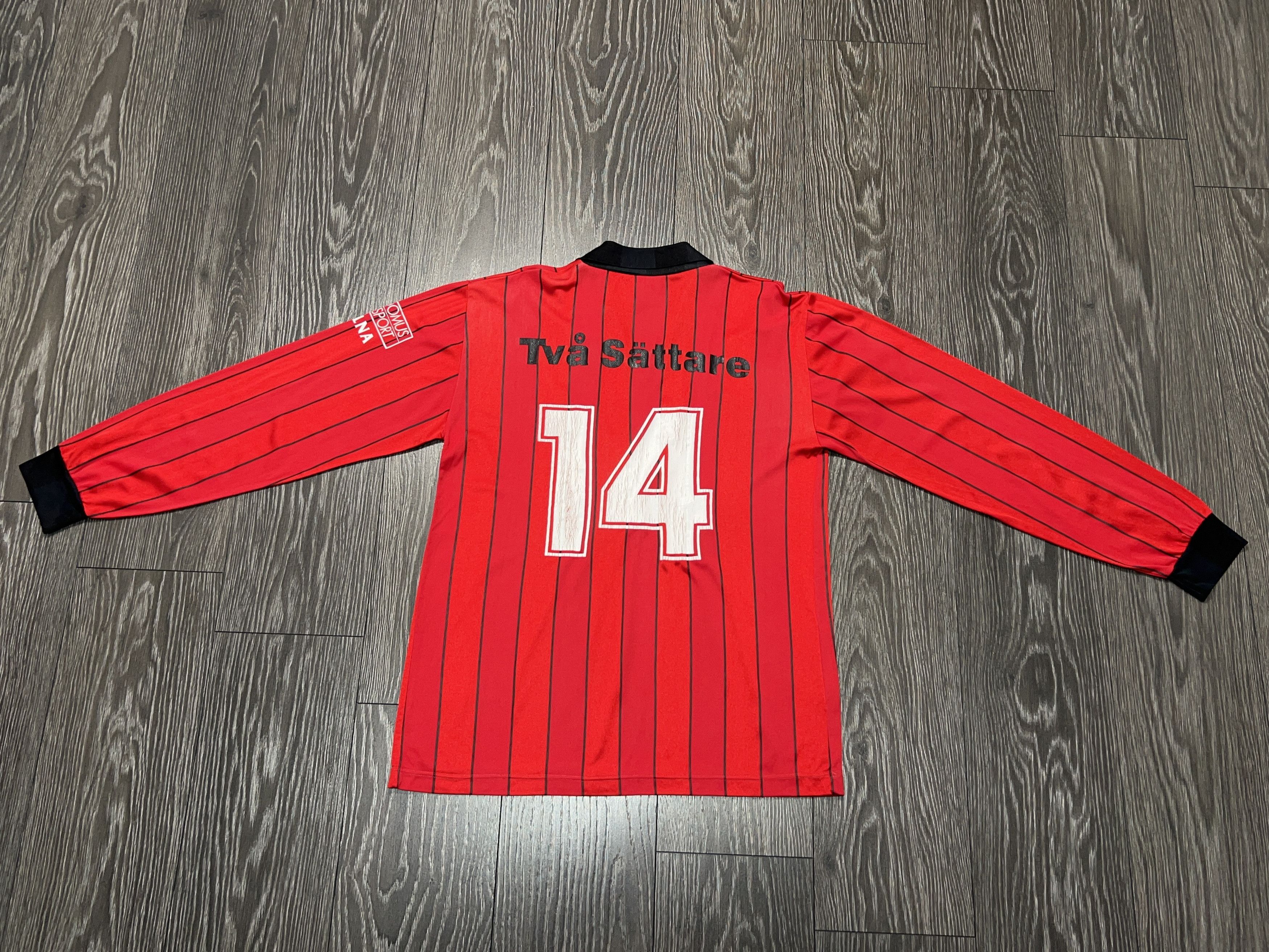 Other 1980s Mens Mitre #14 Vasalunds IF Football Shirt Jersey LS Size US XL / EU 56 / 4 - 14 Thumbnail