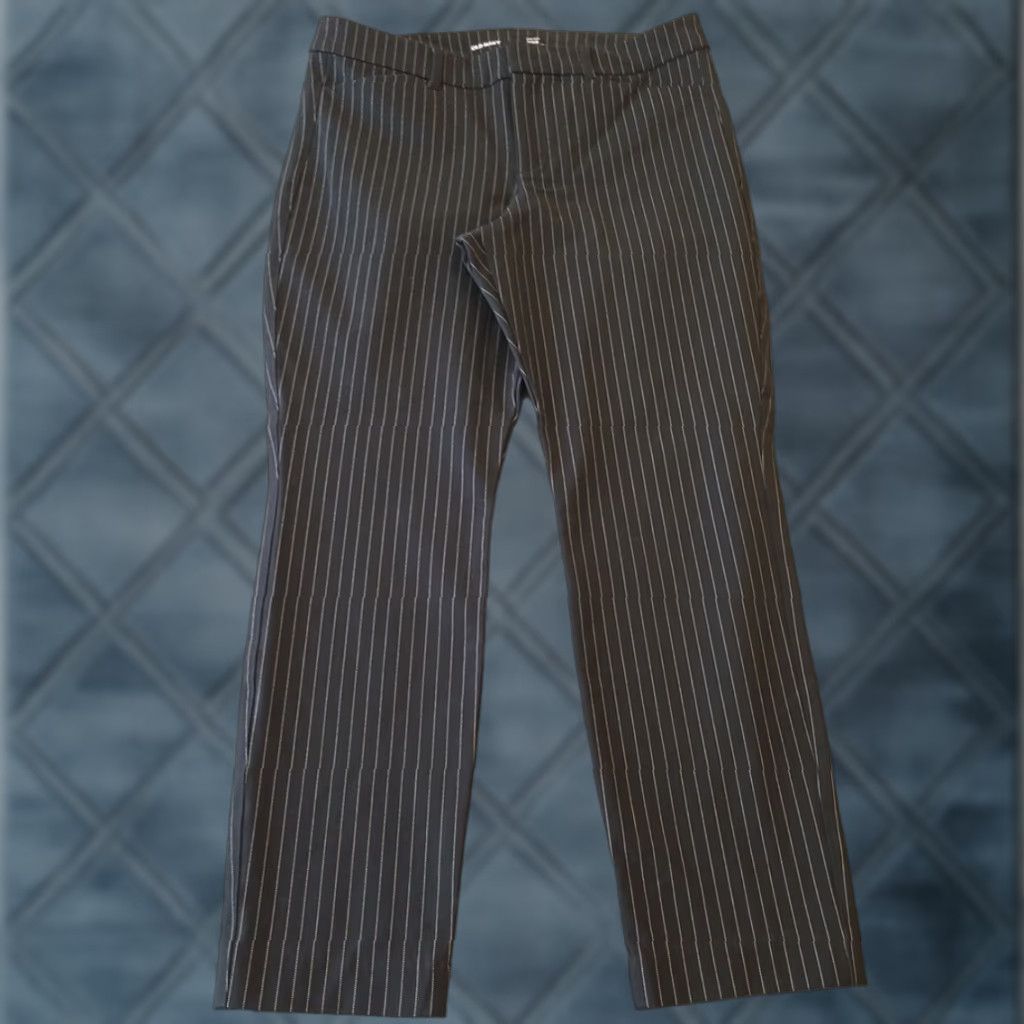Old Navy Old Navy Pixie Pants Womens 12 Gray Striped Ankle Pockets 32x27 Mid Rise Size 34" / US 12 / IT 48 - 1 Thumbnail
