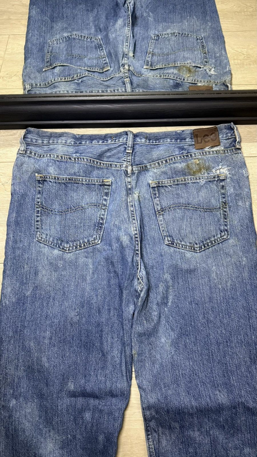 Lee Thrashed Acid Washed Lee 38 x 32 Relaxed StraightLegged Jean Size US 38 / EU 54 - 3 Thumbnail