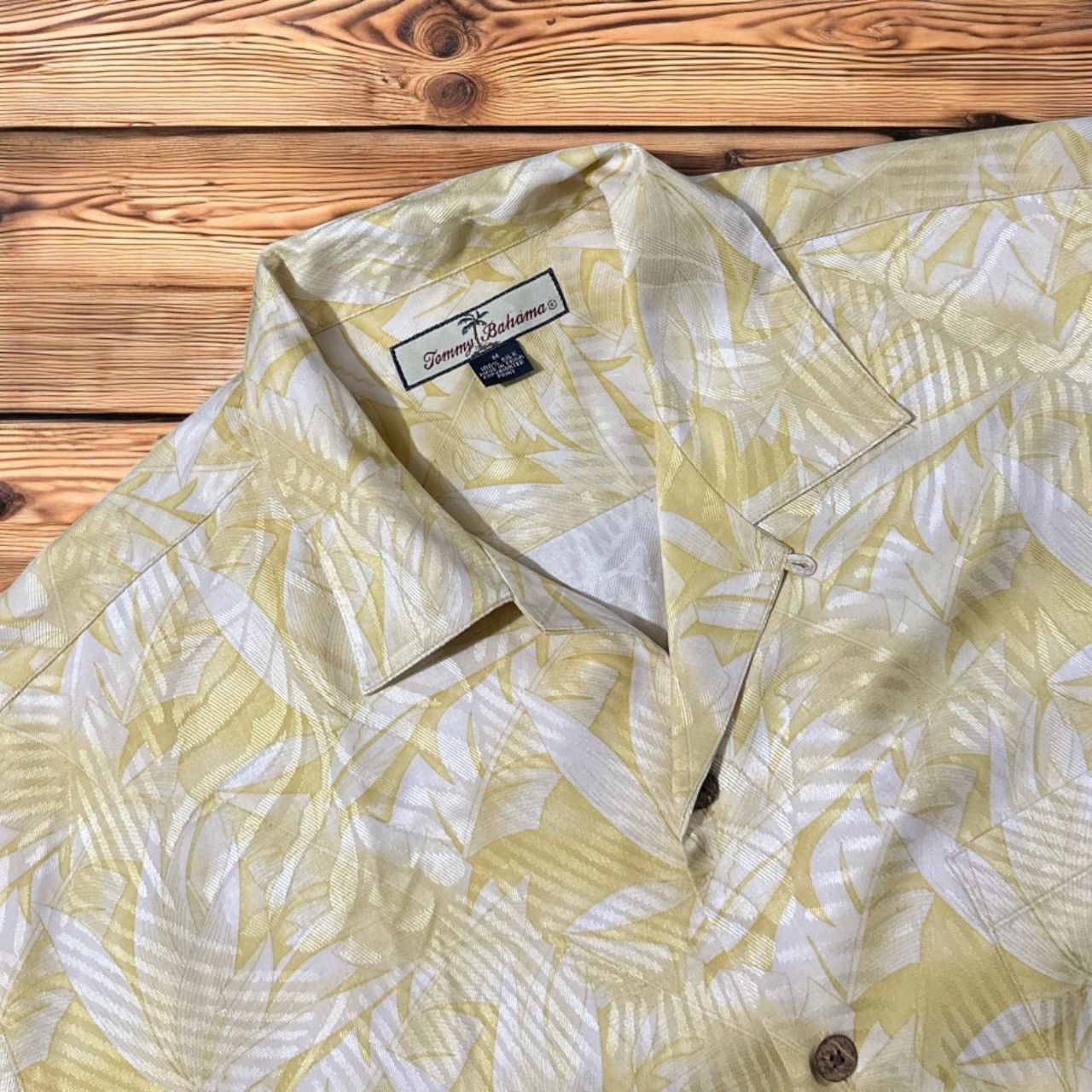 Tommy Bahama Tommy Bahama Silk Shirt Men’s Medium Size US M / EU 48-50 / 2 - 2 Thumbnail