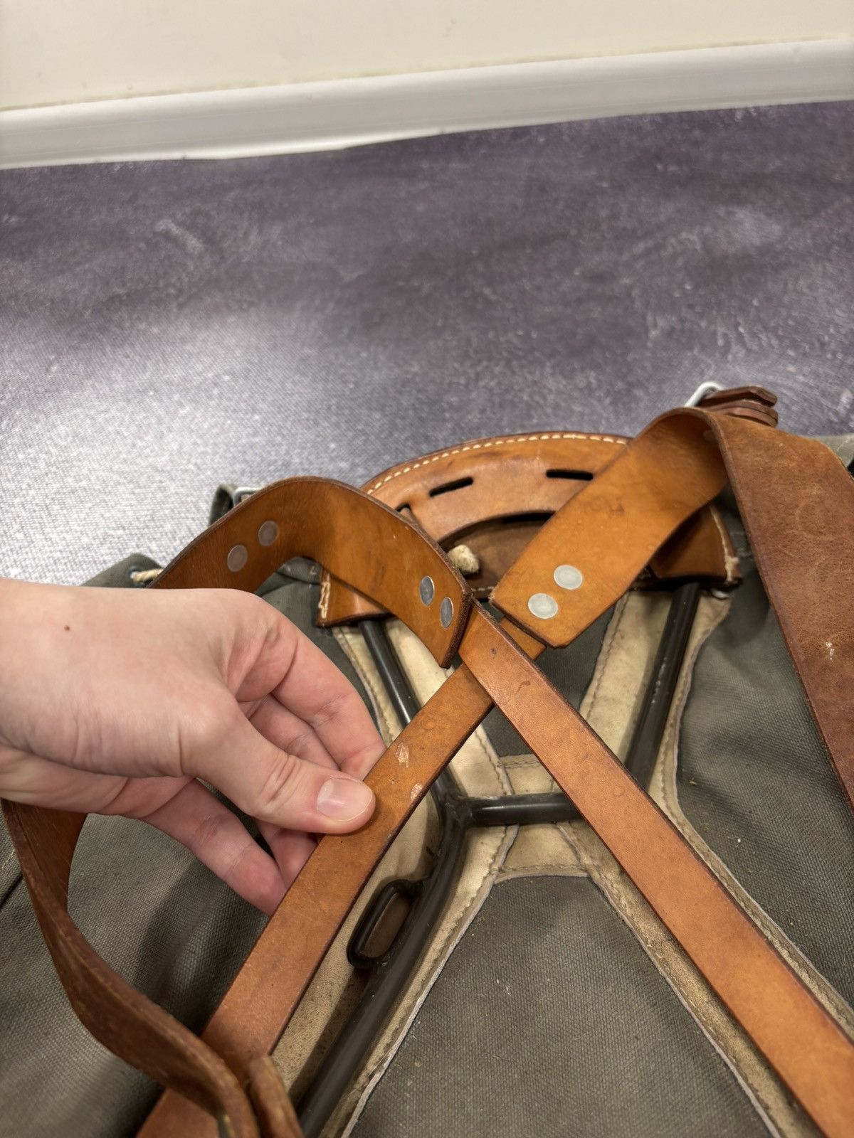 Other Vintage Swedish Army M39 Backpack Canvas Leather Metal Frame Size ONE SIZE - 15 Thumbnail
