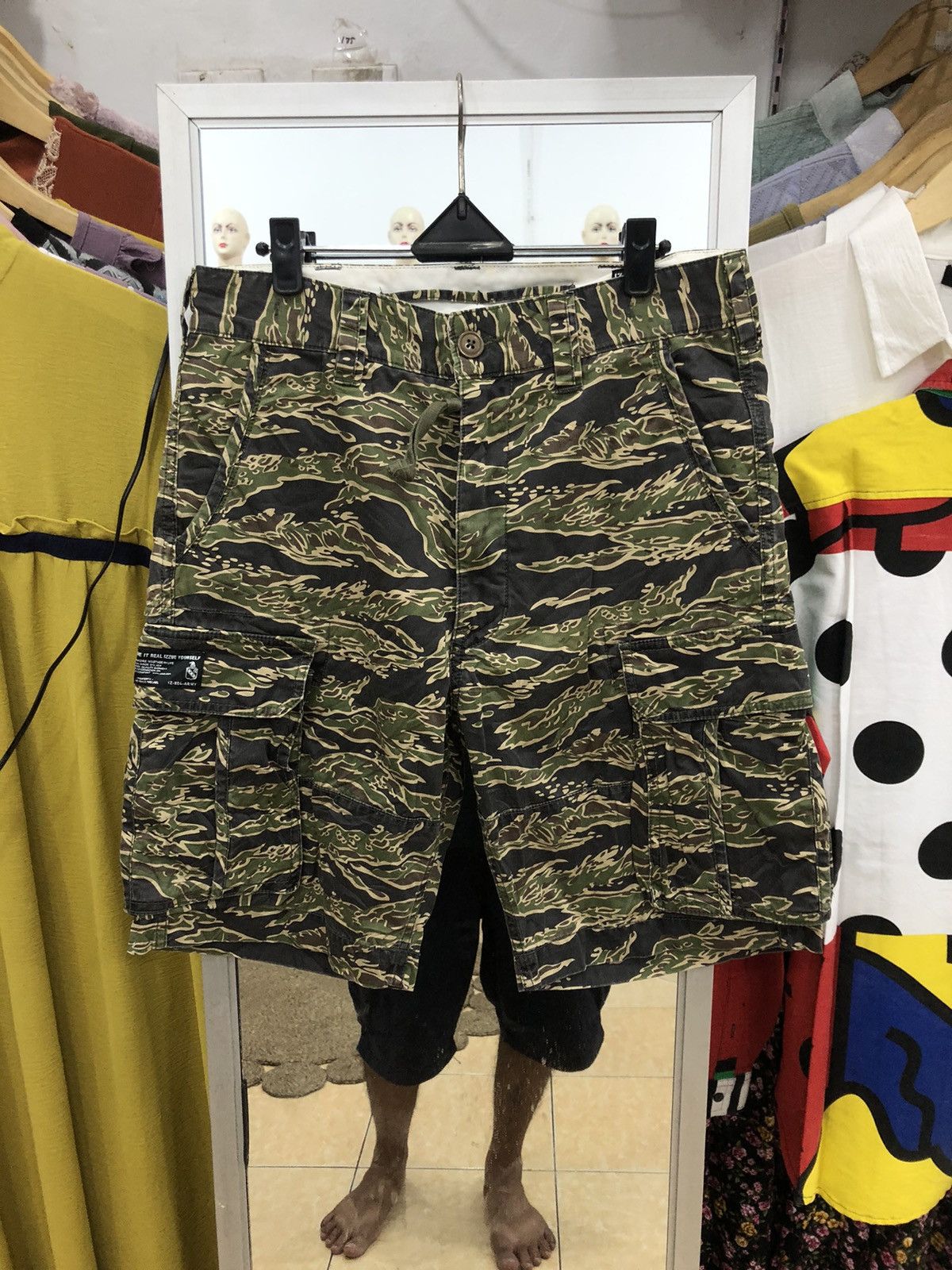 Neighborhood Izzue IZ-X04-Army Camo Cargo Short Size US 32 / EU 48 - 2 Thumbnail