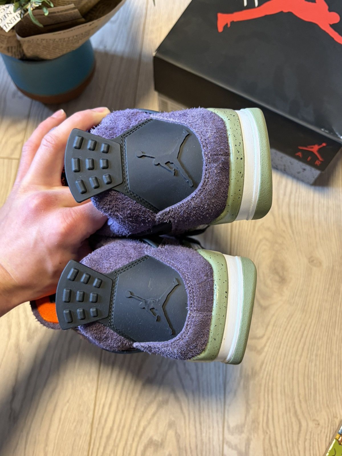 Nike Jordan 4 Retro - Canyon Purple (w) 11.5/44 Size US 11.5 / EU 44-45 - 7 Thumbnail