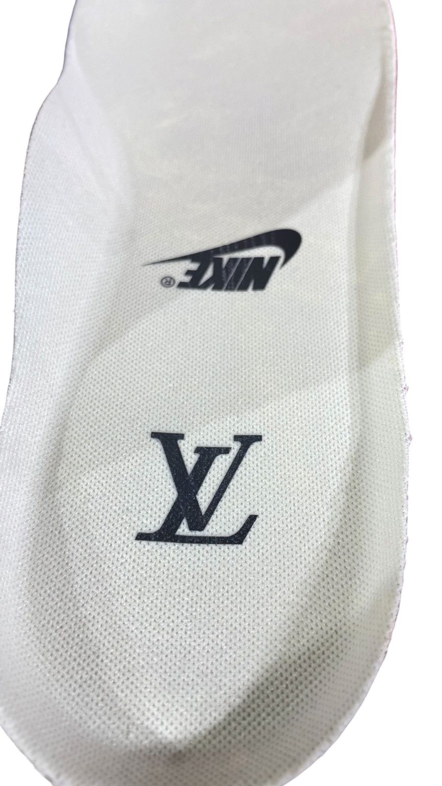 Louis Vuitton Louis Vuitton X Nike X Off White 9.5 Air Force 1 Graffiti Size US 9.5 / EU 42-43 - 15 Thumbnail
