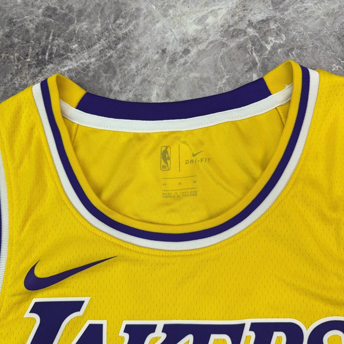 NBA × Nike Nike Swingman Los Angeles Lakers LeBron James #23 Jersey M Size US M / EU 48-50 / 2 - 10 Thumbnail