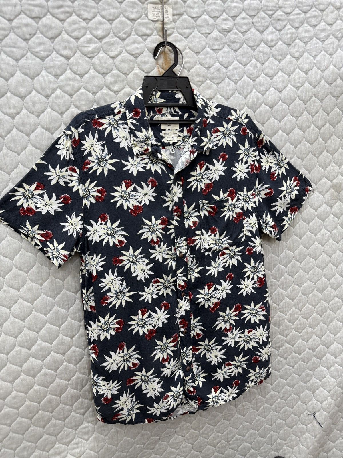 Quiksilver 🔥🔥🔥ARCHIVE QUIKSILVER HAWAII SHIRTS Size US M / EU 48-50 / 2 - 3 Thumbnail