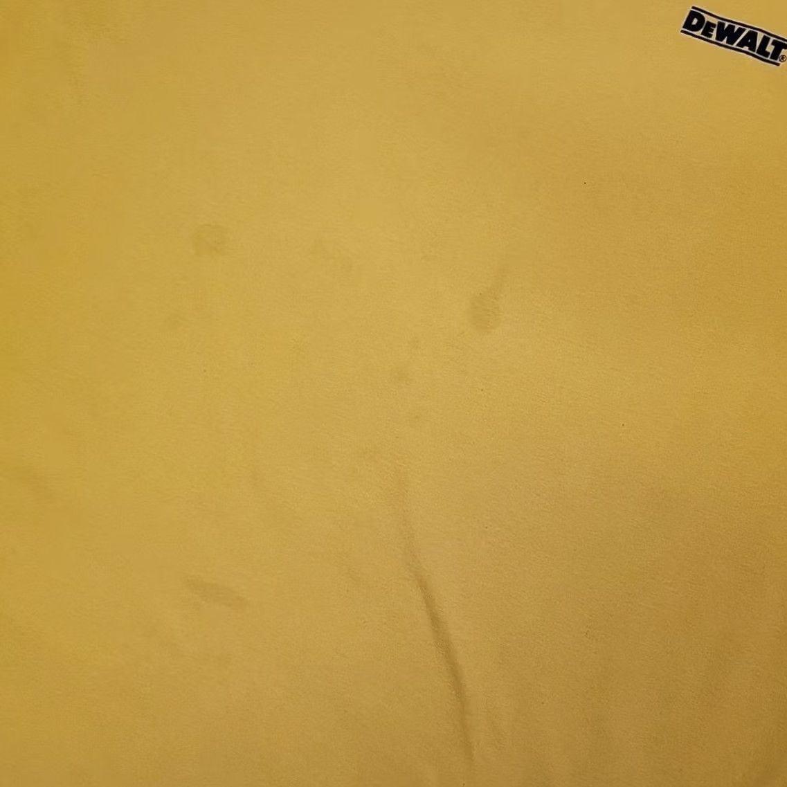 Delta VINTAGE DeWalt Tools Shirt Men 2XL Yellow Long Sleeve Pullover Crewneck Logo Graphic TEE Mens Size US XXL / EU 58 / 5 - 3 Thumbnail