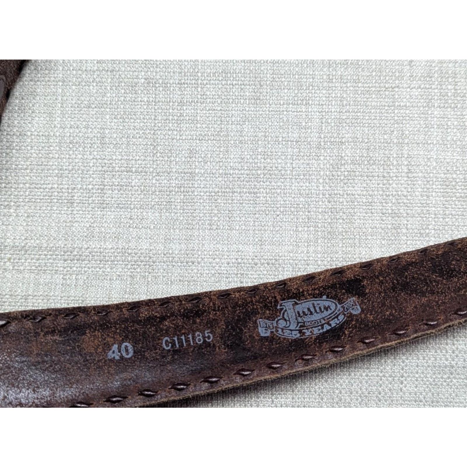 Vintage VINTAGE Justin belt TOOLED cowhide leather 38 western CUT-OUT belt Mens Brown Rodeo 1-1/2" width Size 38 - 7 Thumbnail