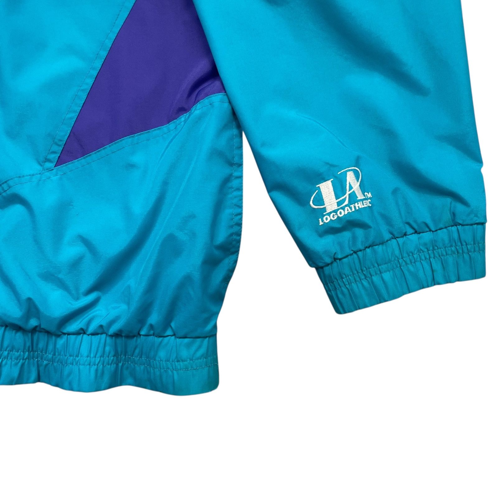 NBA VTG 90s CHARLOTTE HORNETS LOGO ATHLETIC SHARKTOOTH JACKET Size US L / EU 52-54 / 3 - 4 Thumbnail