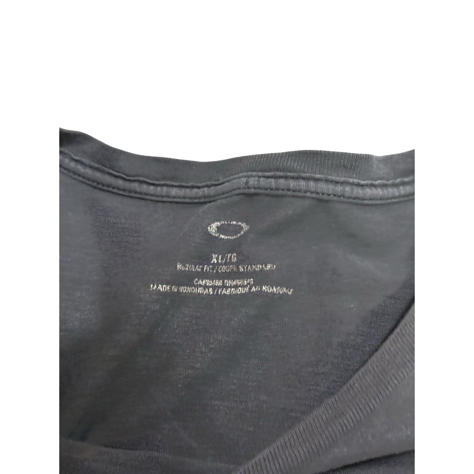 Oakley Vintage Oakley Chest Logo Sz XL Size US XL / EU 56 / 4 - 2 Thumbnail