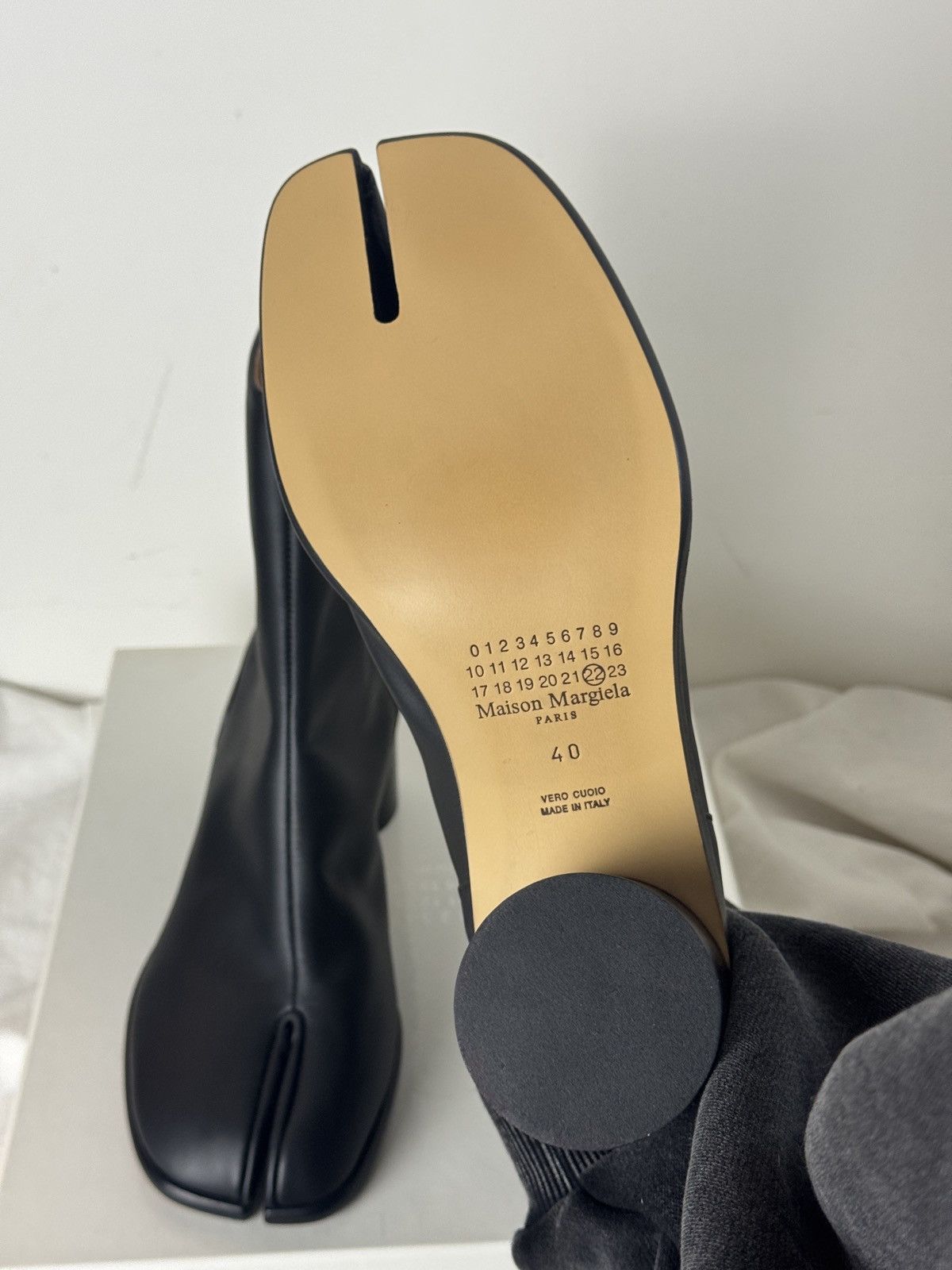 Maison Margiela Maison Margiela Tabi Ankle Boots - Black 40 Size US 7 / EU 40 - 7 Thumbnail