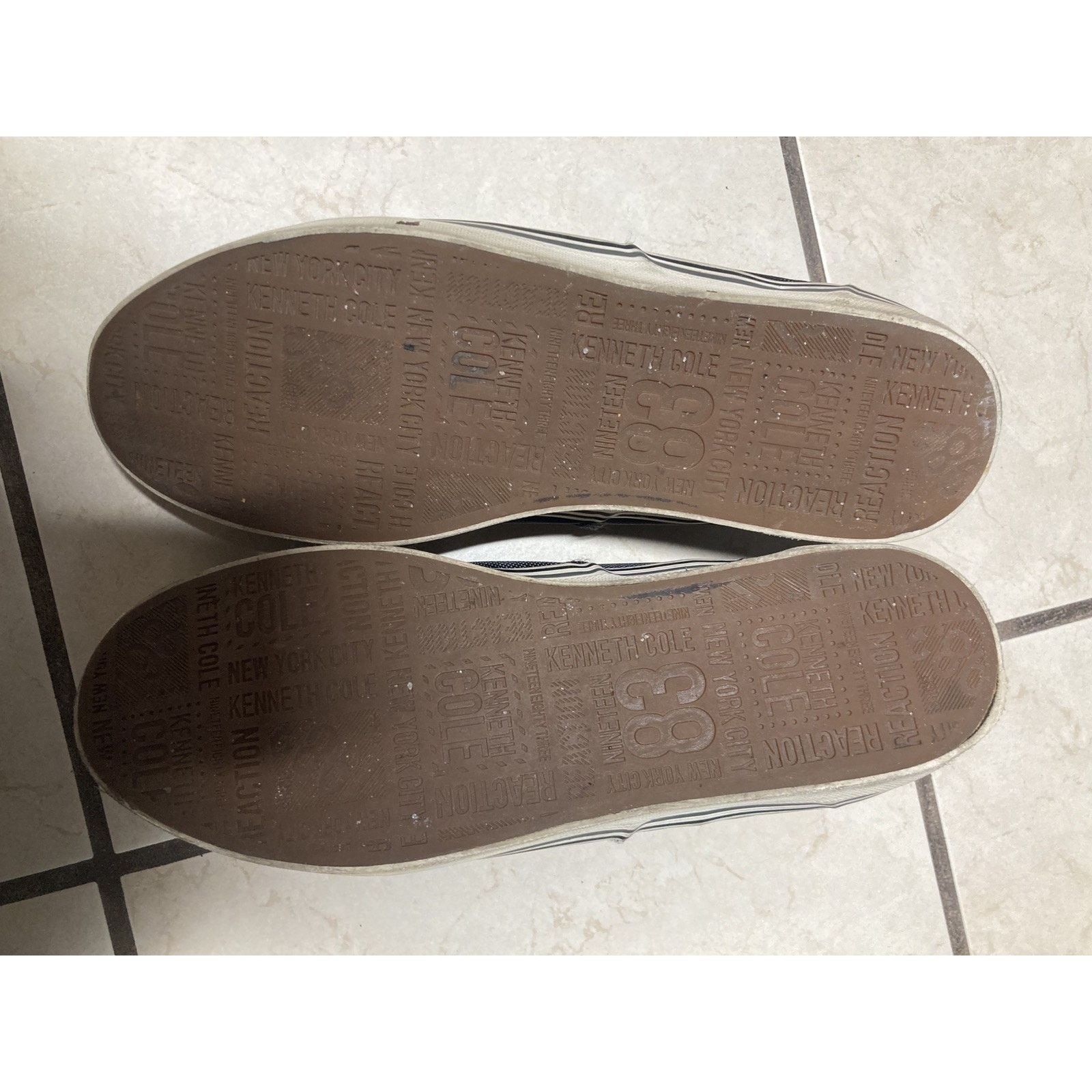Kenneth Cole Kenneth Cole Reaction Around The Globe Sneakers - 8.5 Size US 8.5 / EU 41-42 - 5 Thumbnail