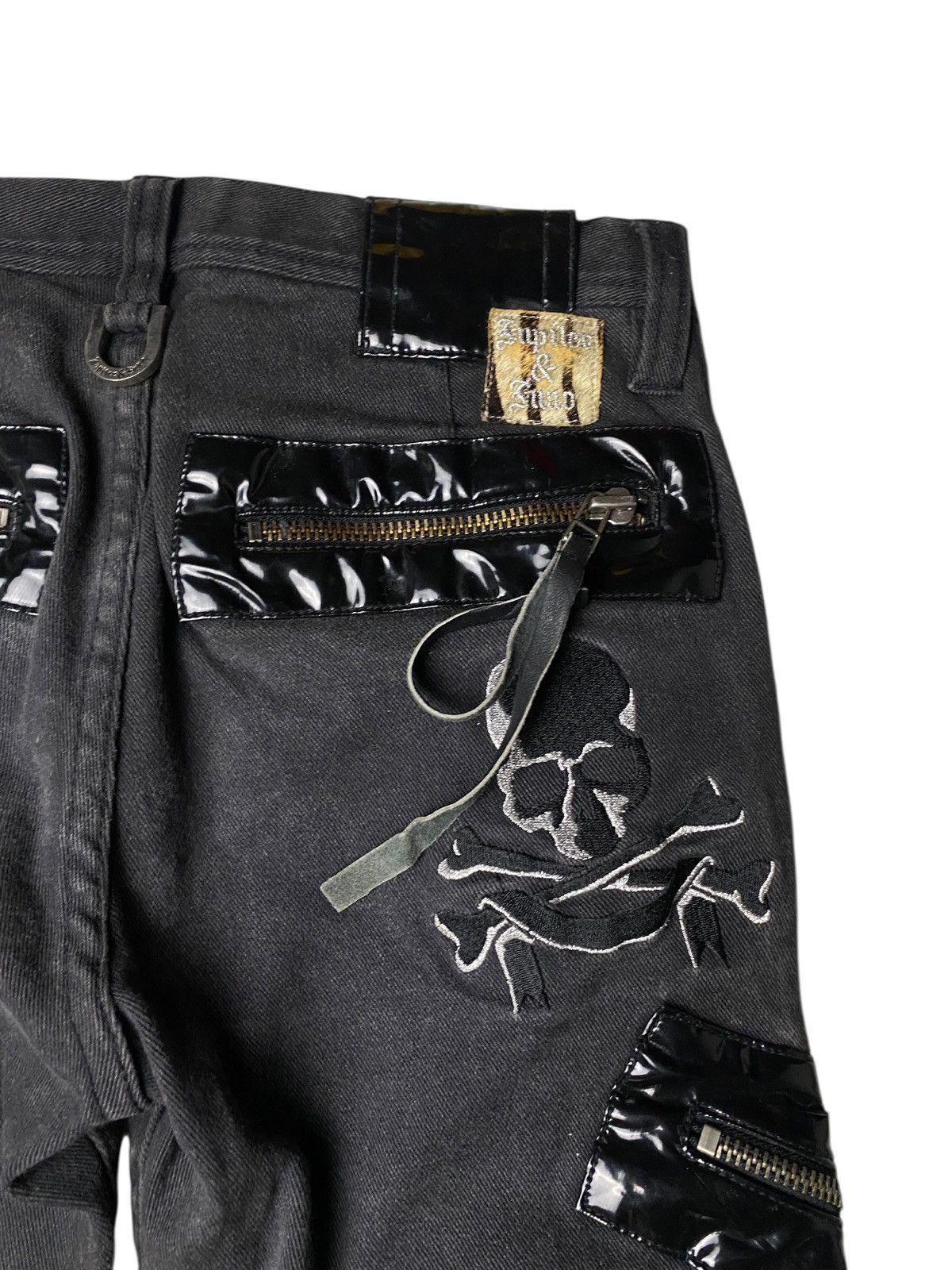 If Six Was Nine 2000's Jupiter Juno Skull Shorts Size US 26 / EU 42 - 8 Thumbnail