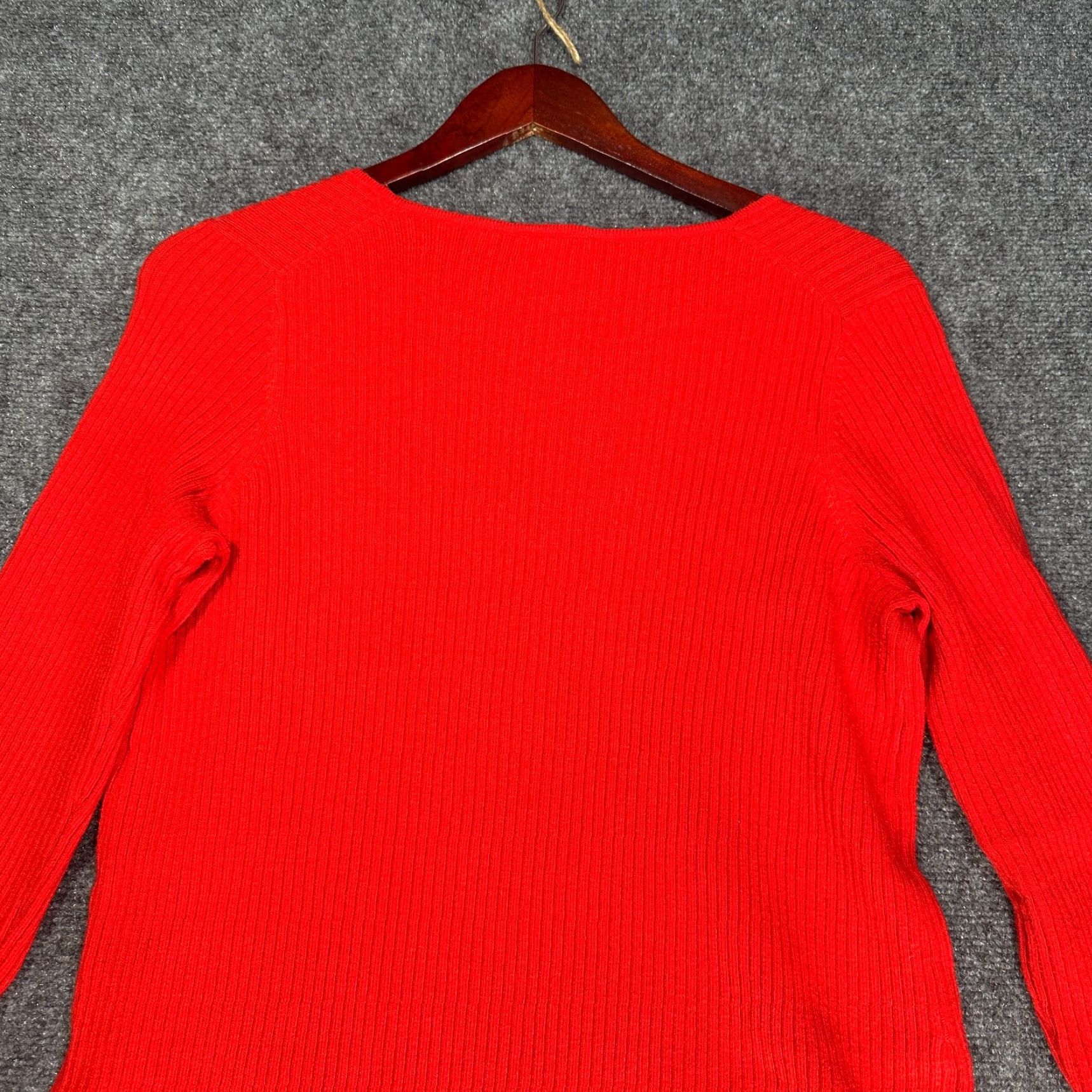 Anthropologie VINTAGE Anthropologie Ett Twa Sweater Womens Small Red Cable Knit V Neck Split Hem Size S / US 4 / IT 40 - 8 Thumbnail