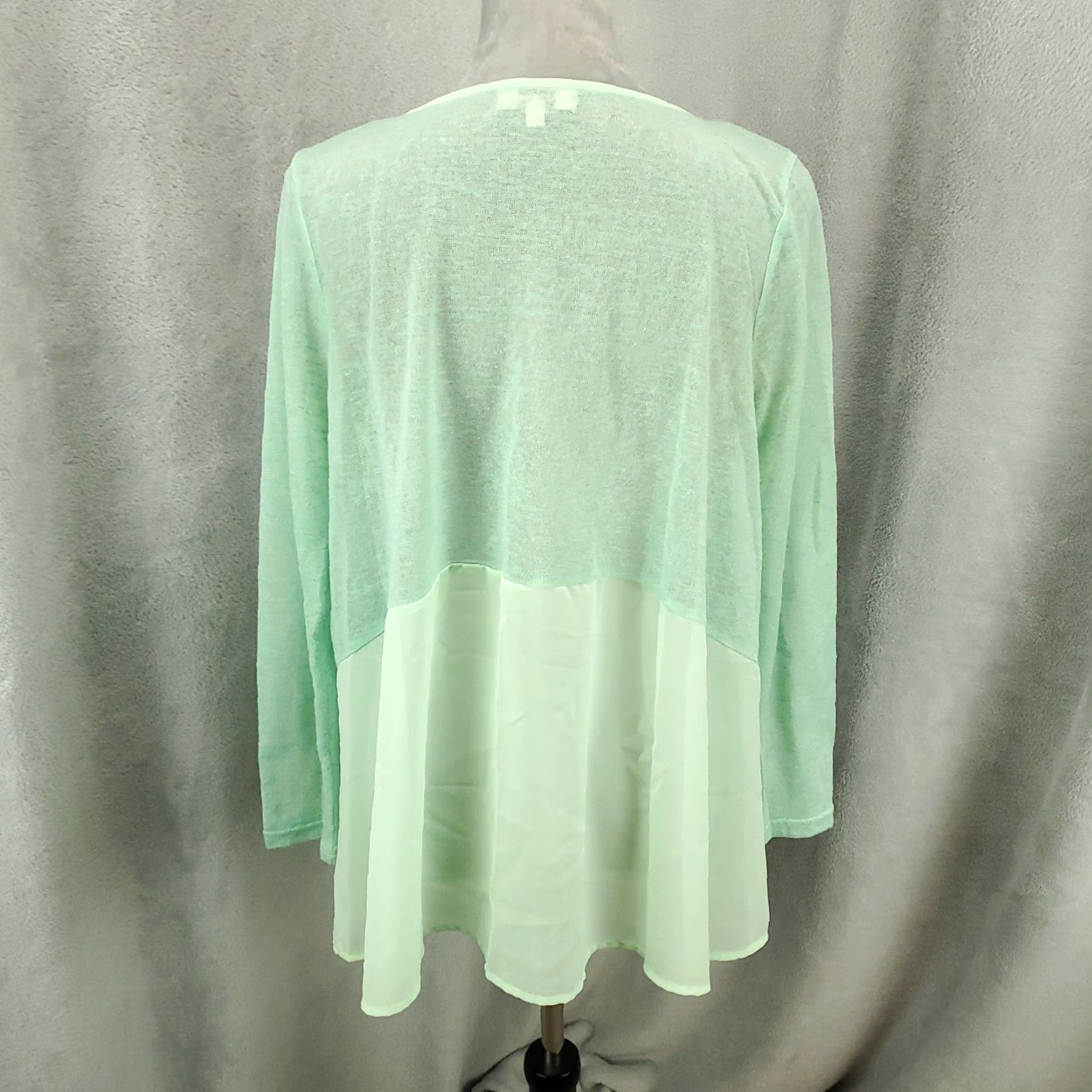 Vintage Womens Medium Top Tunic Blouse Umgee Green Long Sleeve Scoop Neck Pullover Lightweight Sheer Casual Bohemian Classic Size M / US 6-8 / IT 42-44 - 3 Thumbnail