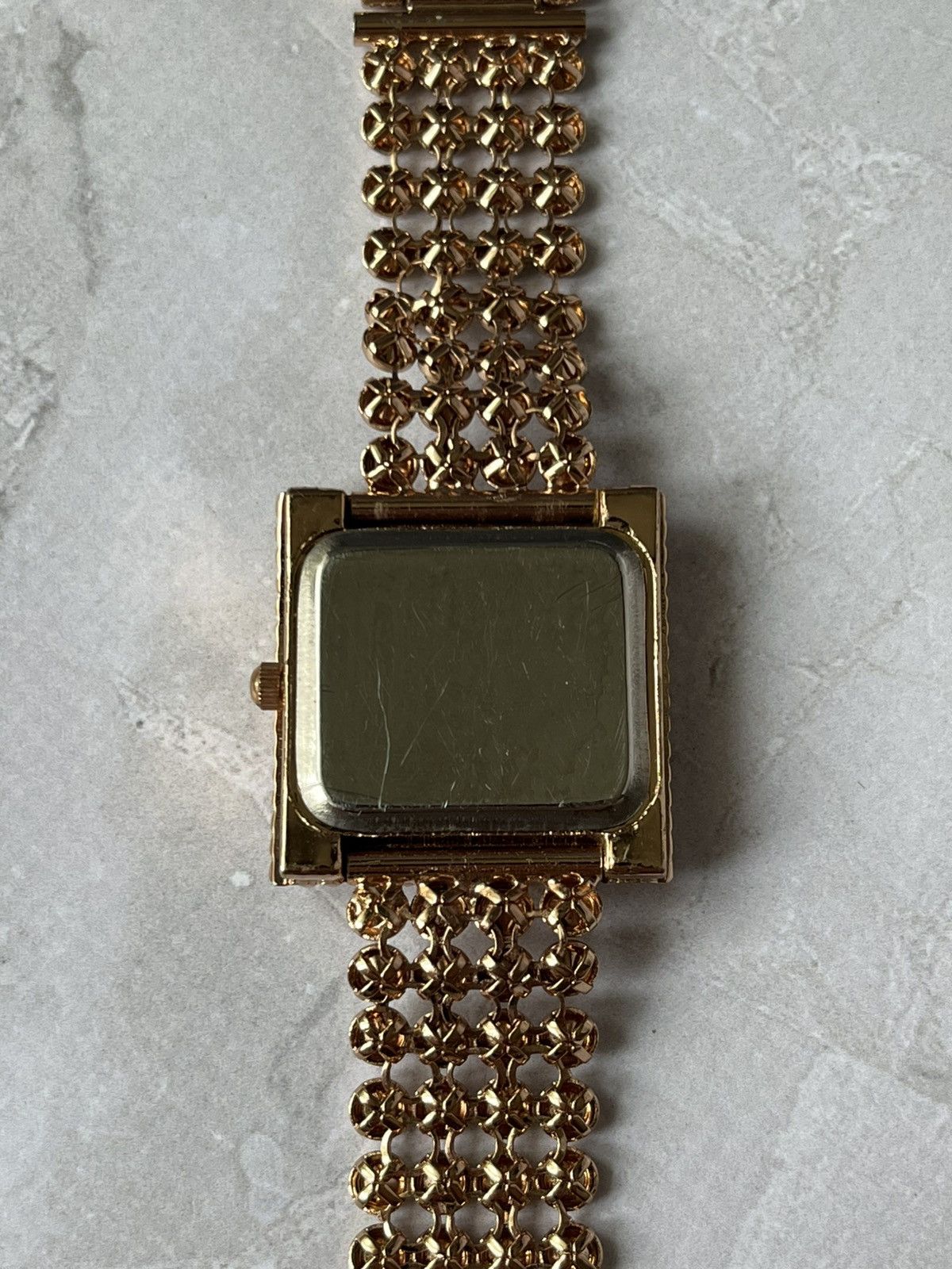 Liansheng Quartz Luxury Watch with Rhinestones