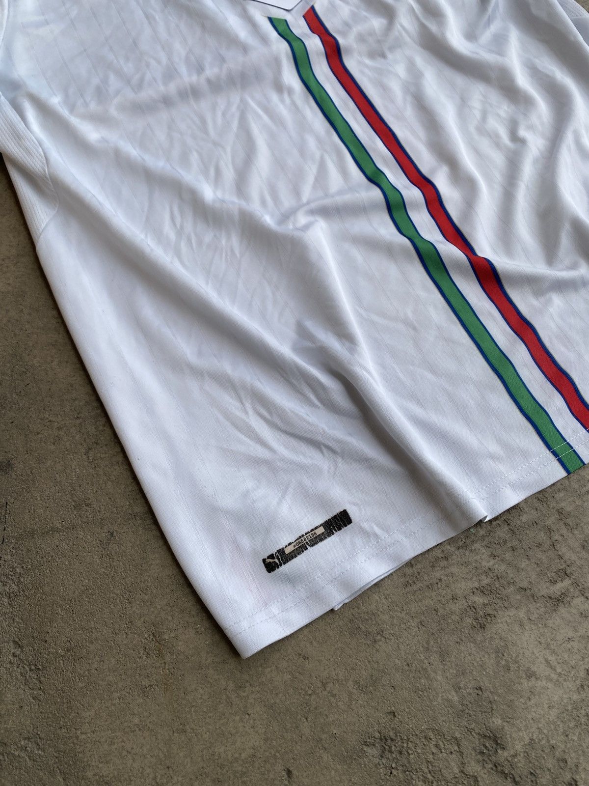 Puma × Vintage Italia Puma Italy 2016/17 football shirt jersey XL soccer Size US XL / EU 56 / 4 - 7 Thumbnail