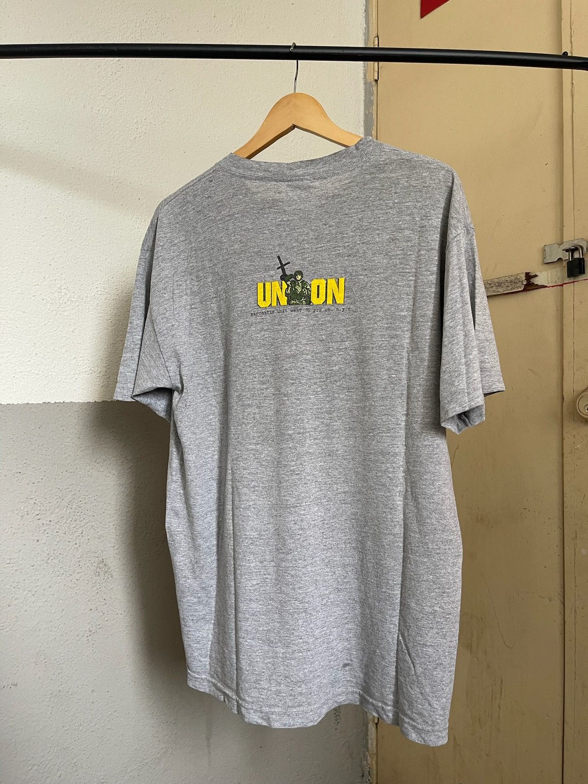 Union LA × Vintage Vintage Union Sarcastic Unit James Jebbia Tshirt Size US L / EU 52-54 / 3 - 3 Thumbnail
