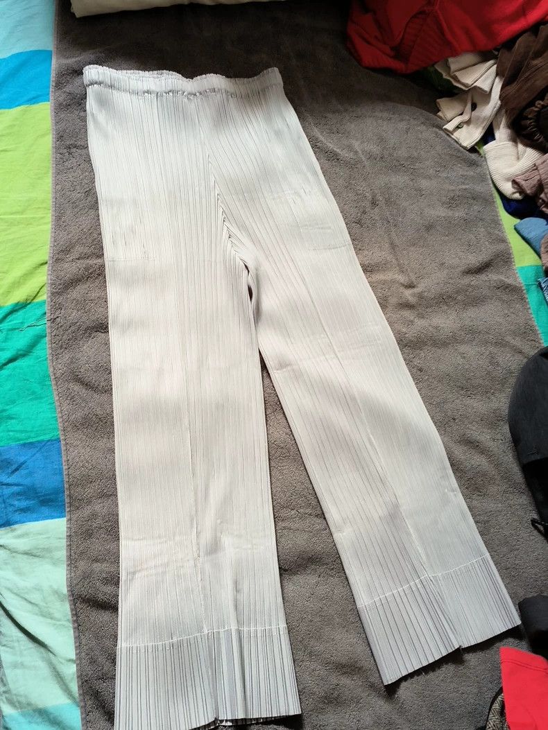 Issey Miyake issey miyake size:one size White pleated pants 2505-Nextar Size US 26 / EU 42 - 1 Thumbnail