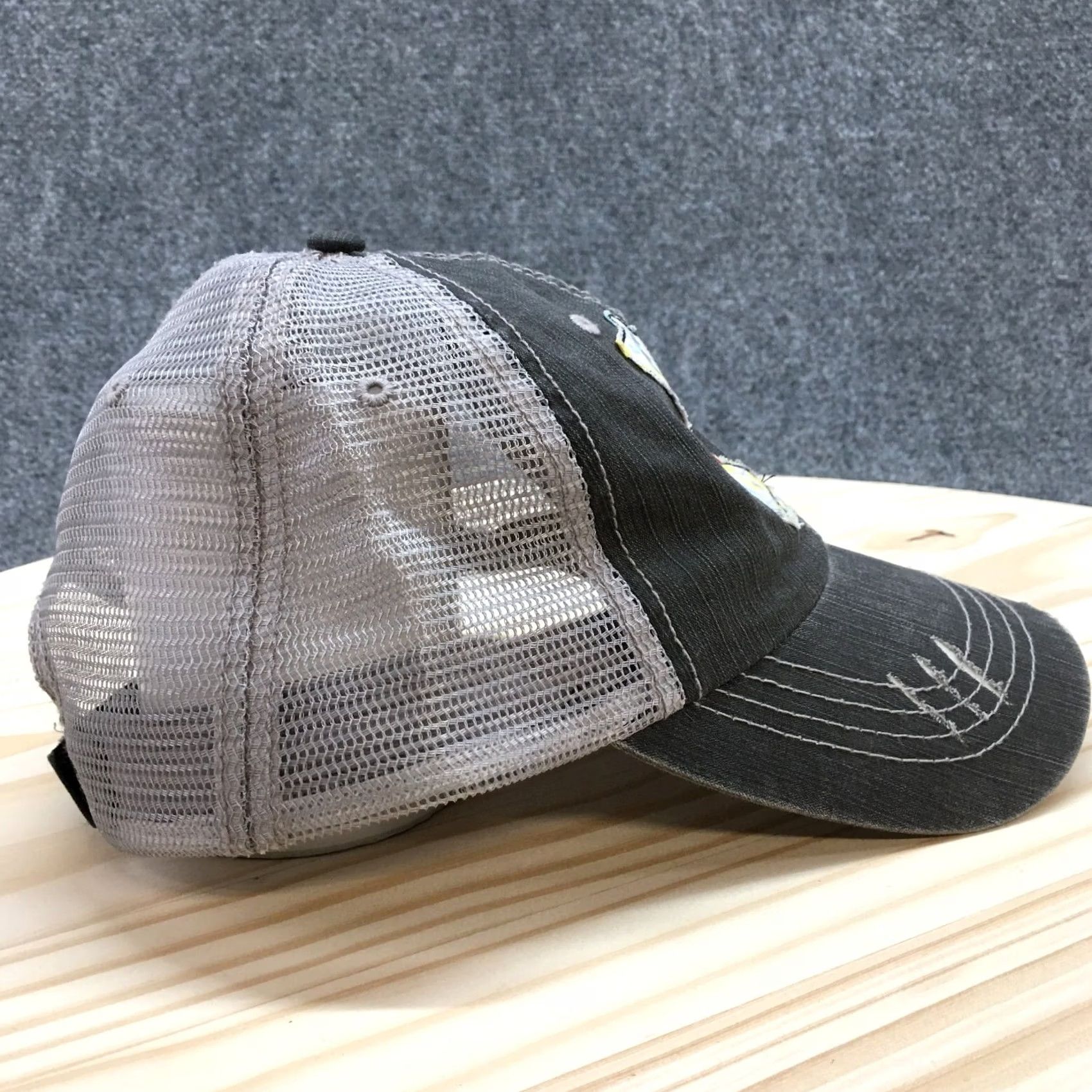 Logo 7 Minnesota Patch Trucker Hat Women Gray OS Adjustable Embroidered Logo Size ONE SIZE - 6 Thumbnail