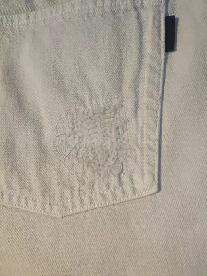 Saint Laurent Paris o1bcso1str0924 Baggy Shorts in White Size US 33 - 6 Thumbnail