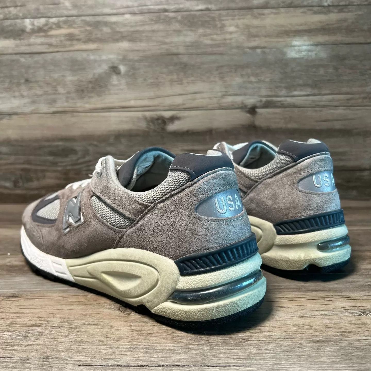 New Balance New Balance 990 V2 M990GR2 Gunmetal 43 Men's Size US 9.5 / EU 42-43 - 4 Thumbnail