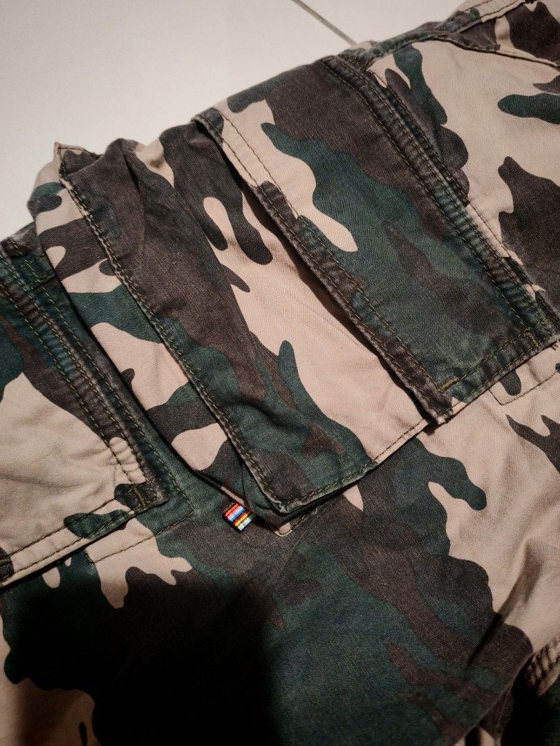 Paul Smith Paul Smith Jeans 8 Pocket Camo Cargo Pants Size US 32 / EU 48 - 7 Thumbnail
