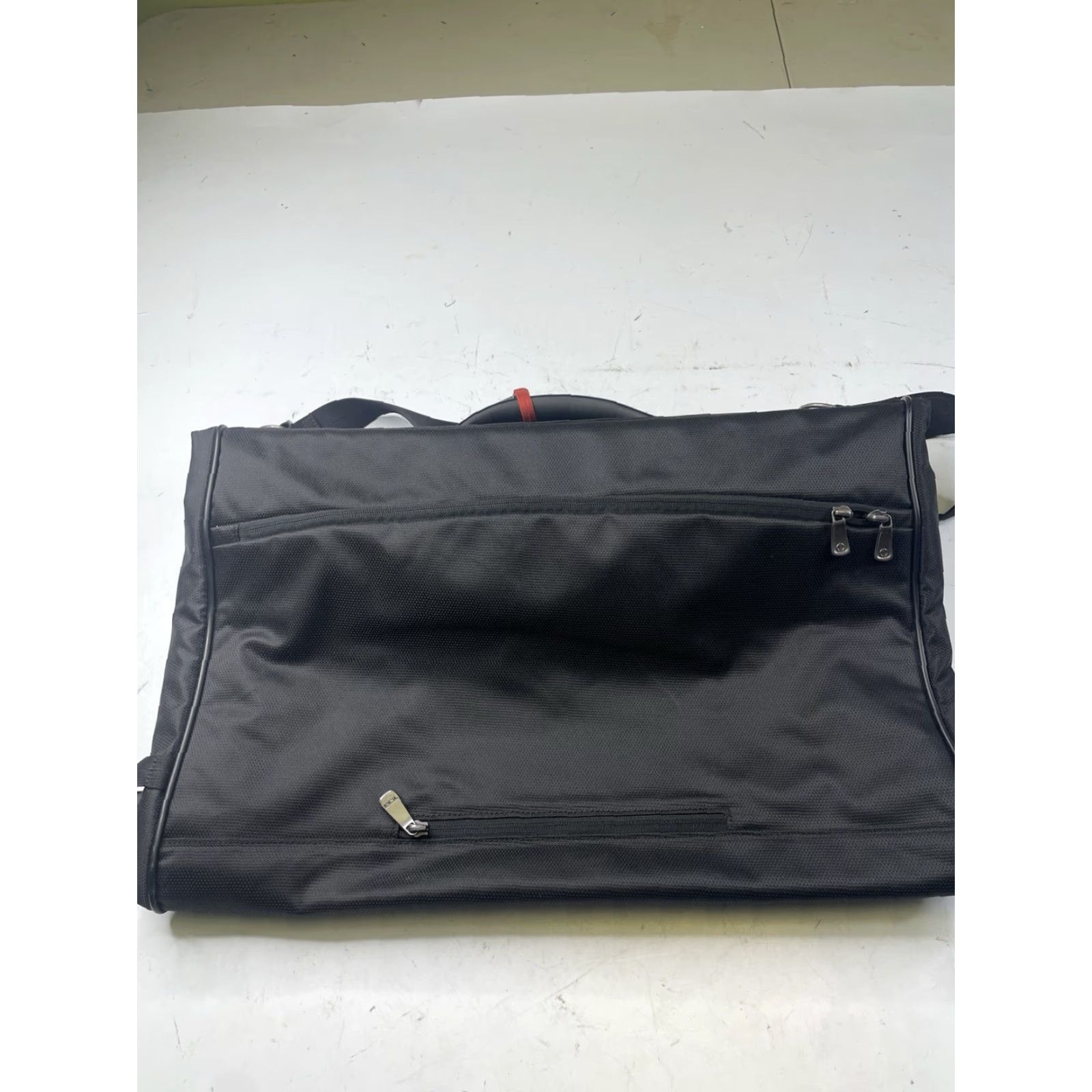Tumi Tumi T-Tech Garment Bag Large 44in 22in Black Nylon Travel Men 55336D Ballistic Buckle Zip Shoulder Strap Size 42R - 7 Thumbnail