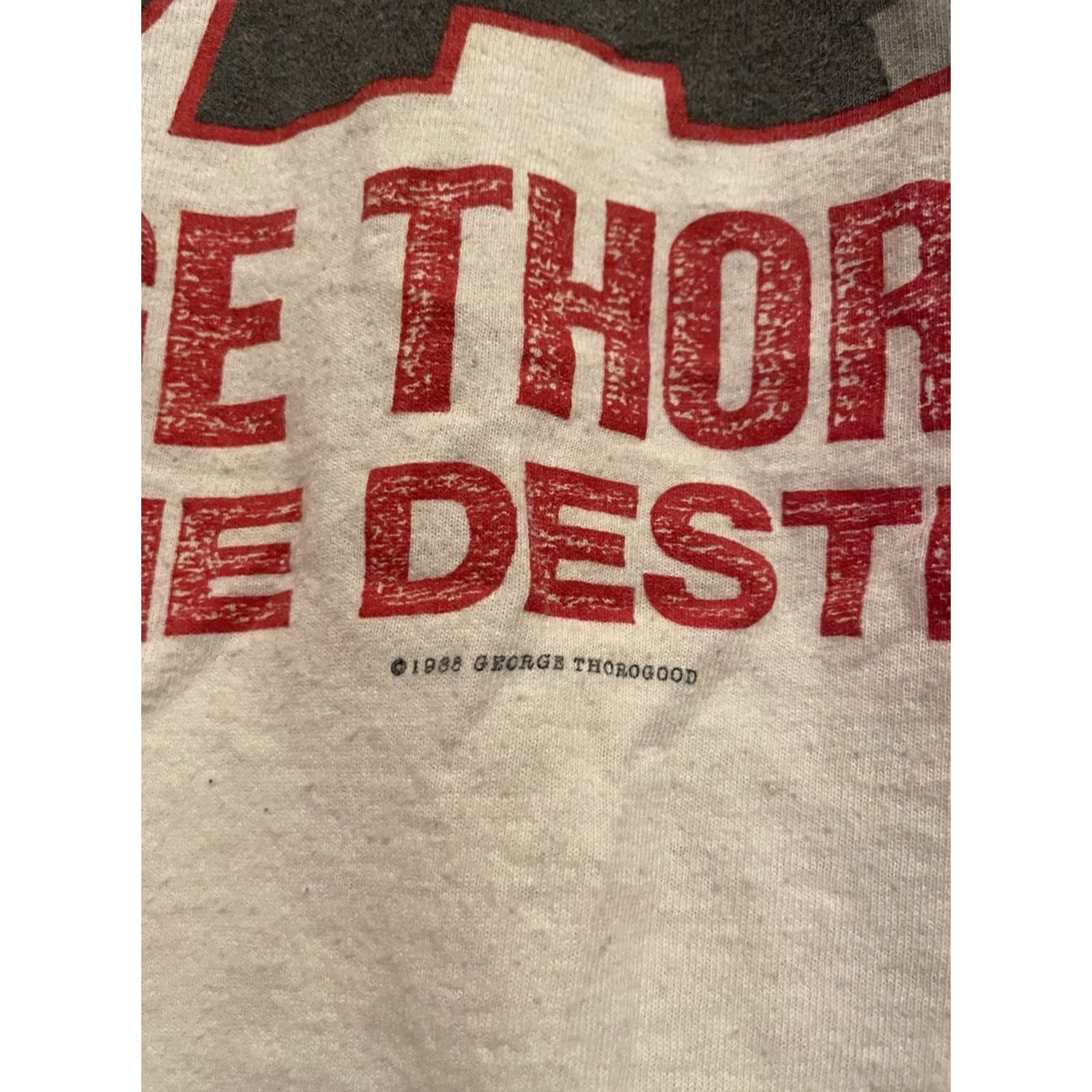 Hanes VINTAGE George Thorogood & Destroyers Born To Bed 1990 Tour XL Single Stitch T-Shirt White 1990s Mens Shirt Cotton Hanes Graphic Tee XS? Wait Size US XL / EU 56 / 4 - 4 Thumbnail