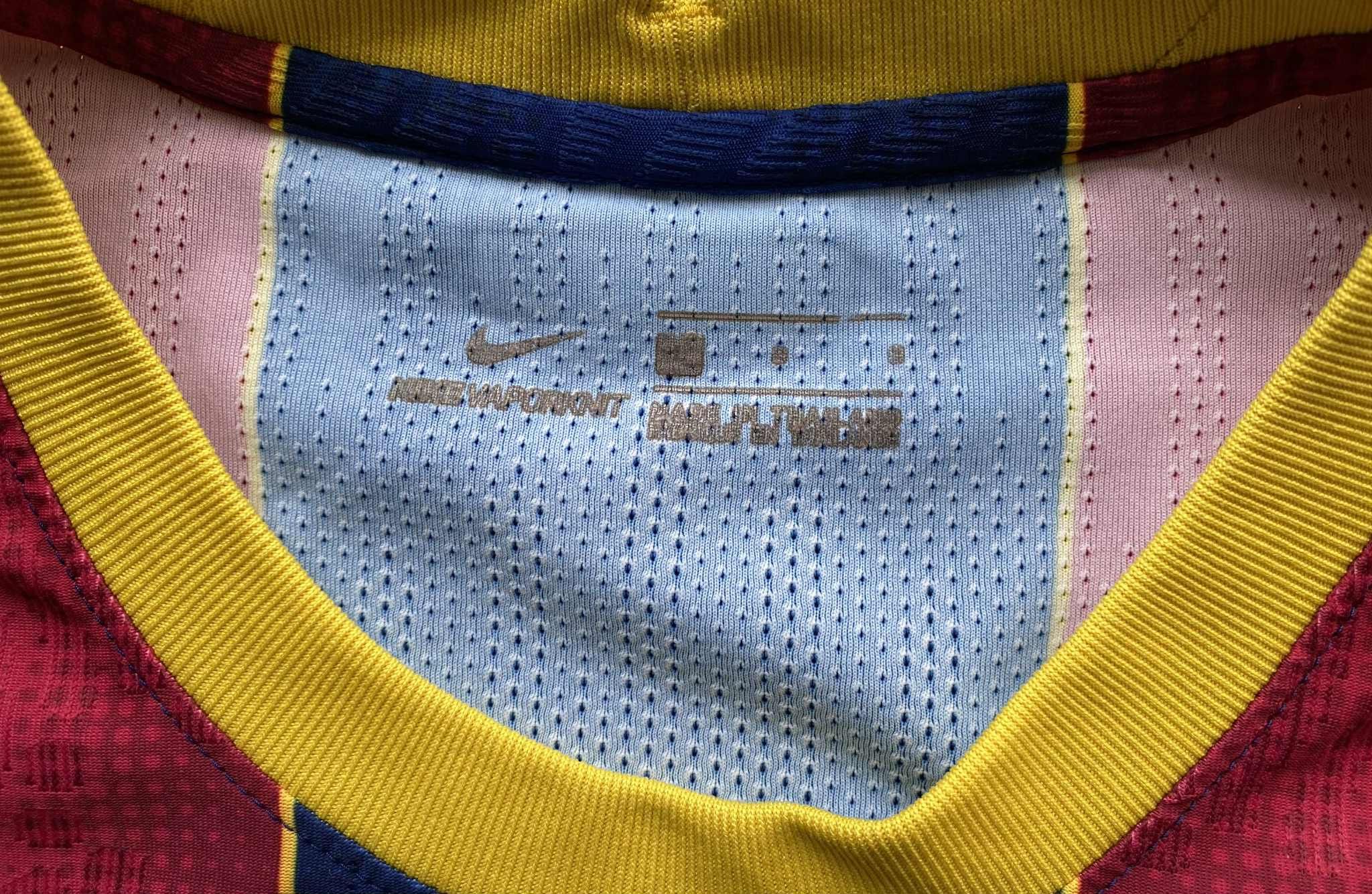 Nike Nike Barcelona Home Player 2020/21 Soccer Jersey Football Size US S / EU 44-46 / 1 - 10 Thumbnail