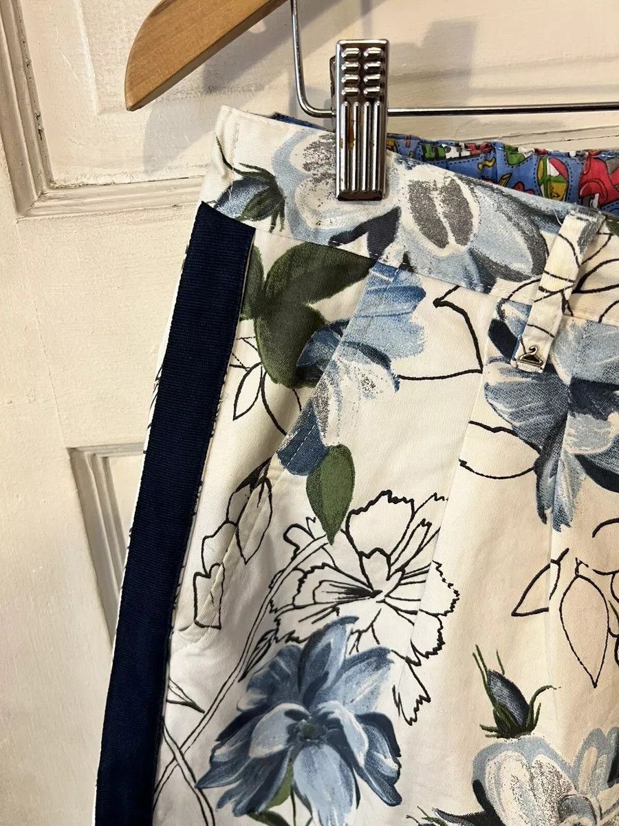 Designer BERNA FLORAL PATTERN SIDE STRIPE SHORTS SIZE 48 IT Size US 32 / EU 48 - 6 Thumbnail