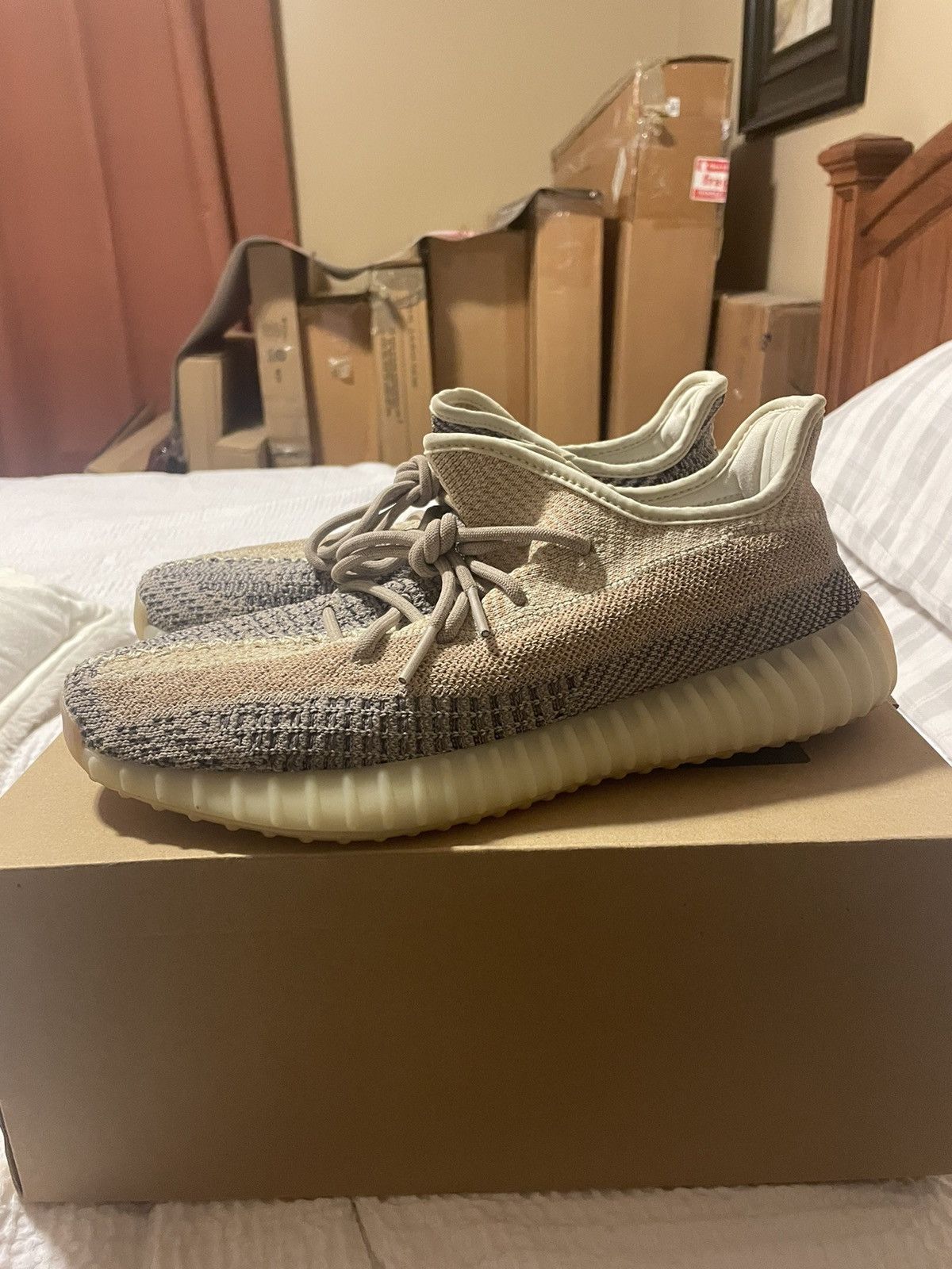 Adidas Yeezy Boost 350 V2 Ash Pearl Size US 11 / EU 44 - 3 Thumbnail