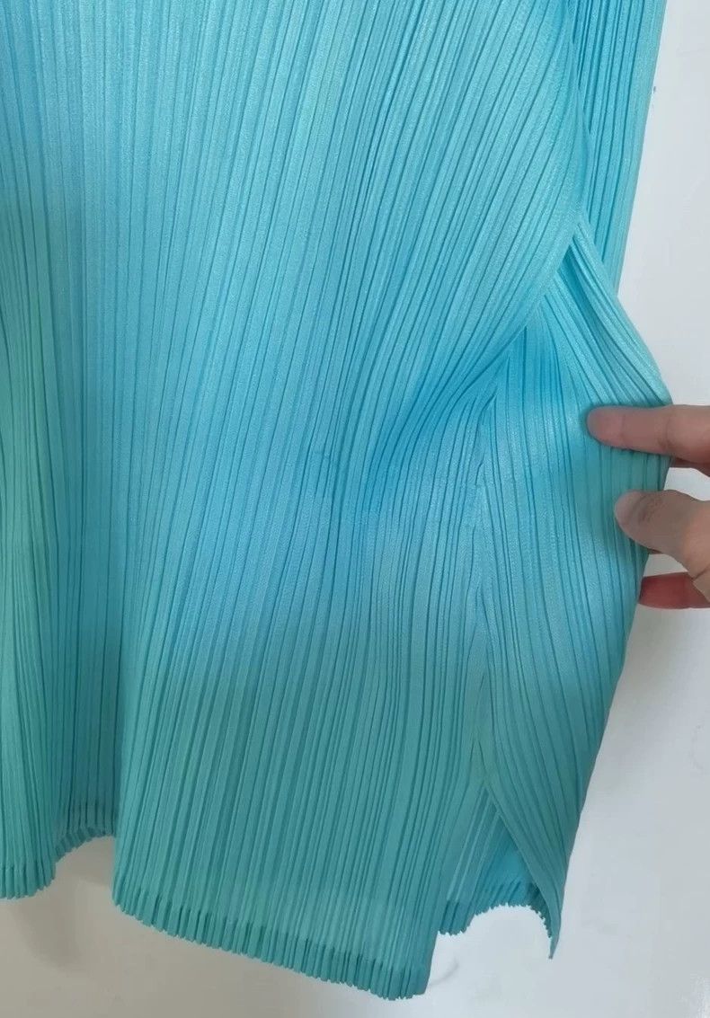 Issey Miyake issey miyake size:3 Light blue pleated top Size XXS / US 00 / IT 34 - 2 Thumbnail