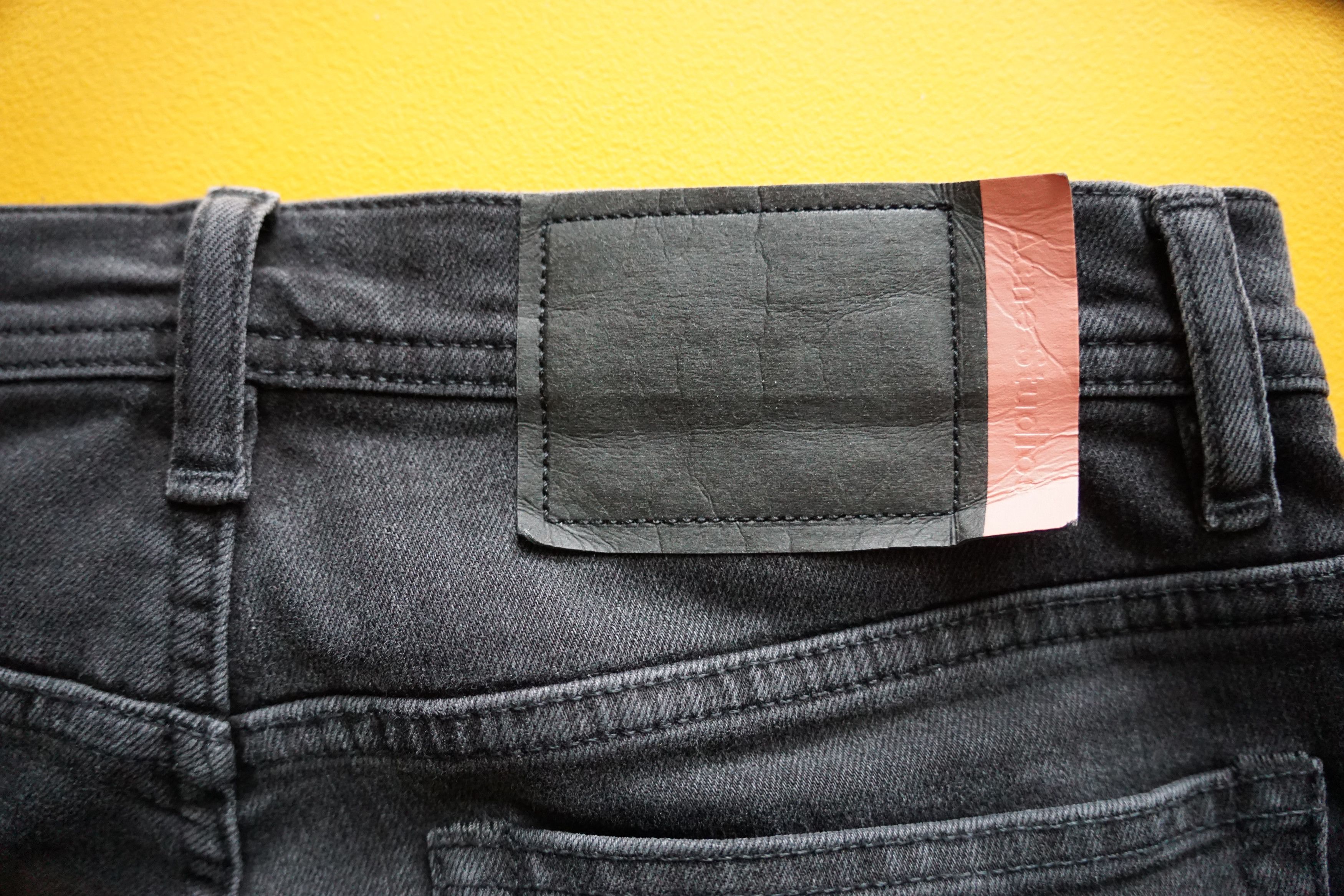 Acne Studios Acne Studios Used Blk River Jeans 30x32 Size US 30 / EU 46 - 2 Thumbnail