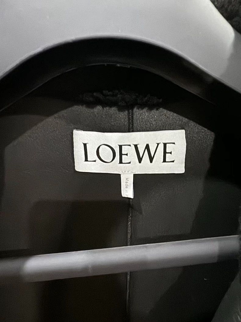 Loewe LOEWE A black coat with fur and hair Size US M / EU 48-50 / 2 - 2 Thumbnail