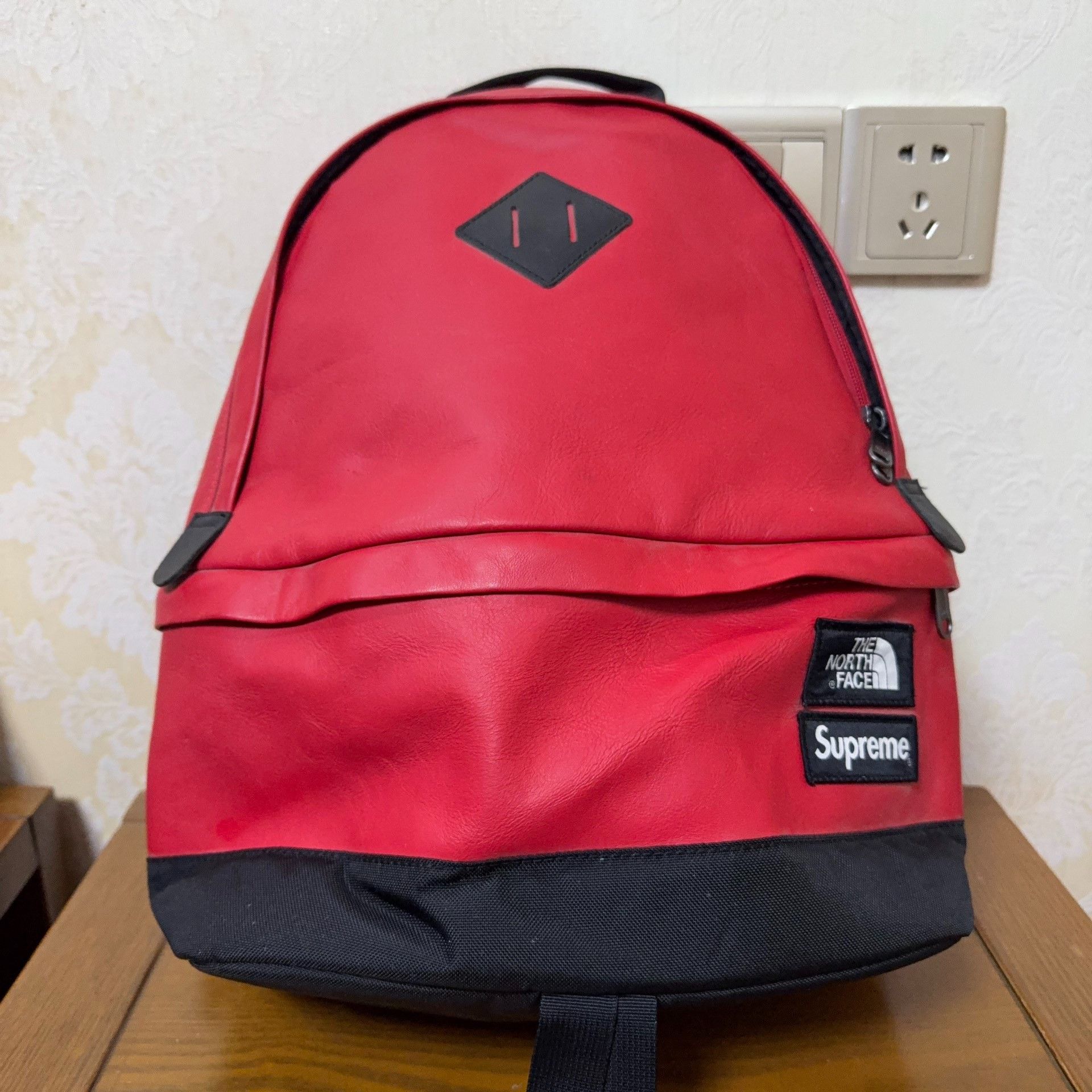 Supreme Supreme Collab Red Bag one size Men Size ONE SIZE - 1 Thumbnail