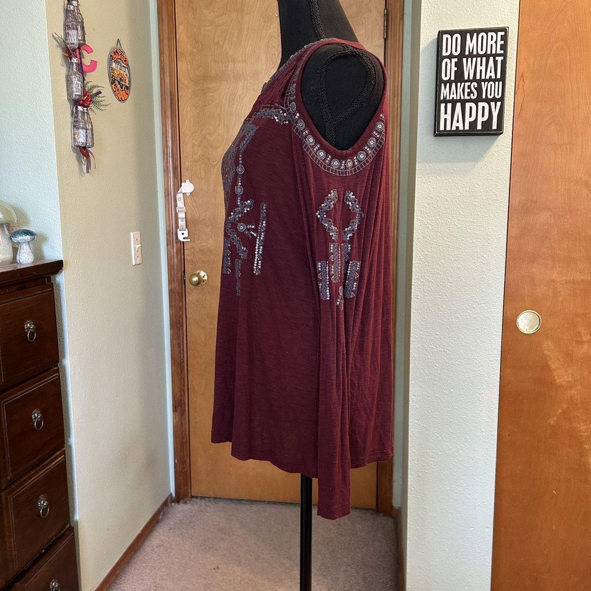 I.N.C INC International Concepts burgundy embroidered LS top S Size S / US 4 / IT 40 - 4 Thumbnail