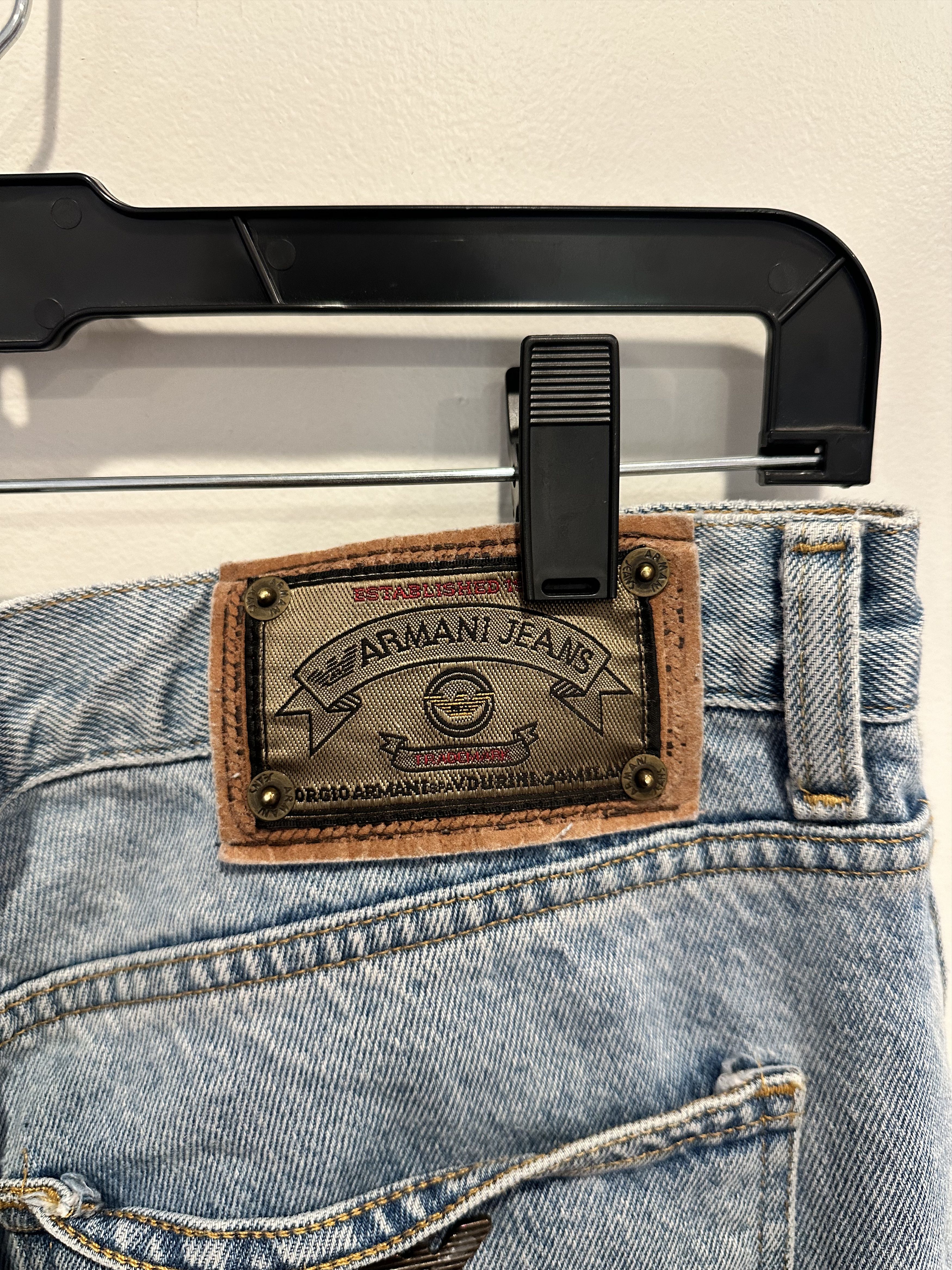 Giorgio Armani Vintage Giorgio Armani Jeans Size US 36 / EU 52 - 2 Thumbnail