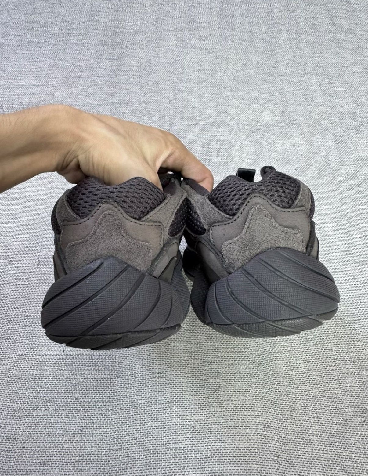 Adidas Adidas Yeezy 500 Utility Black K37 Size US 9 / EU 42 - 4 Thumbnail