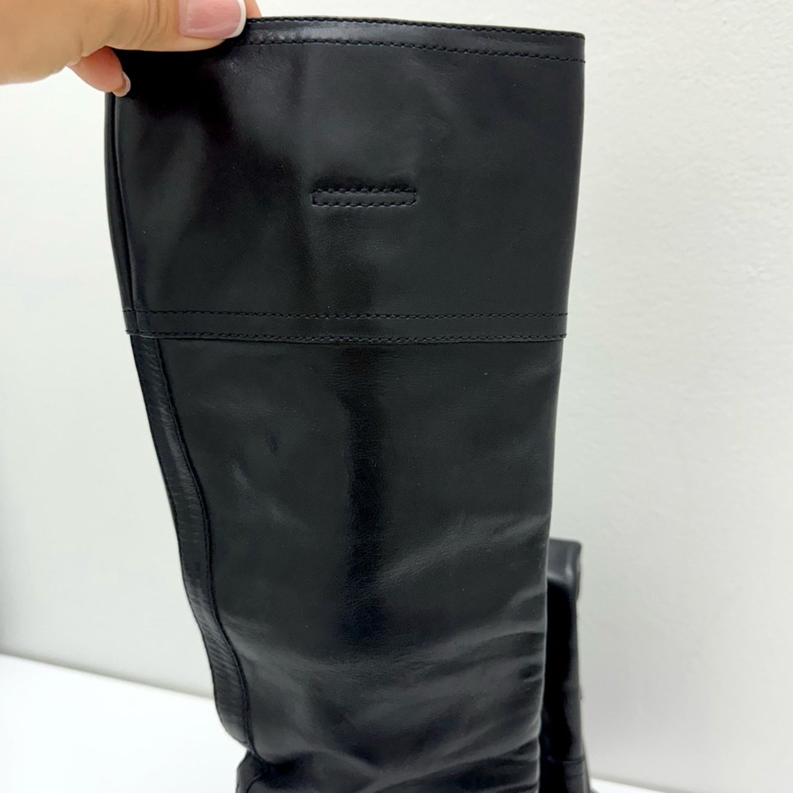 Dior Christian Dior Black Leather Boots, size 37 Size US 7 / IT 37 - 12 Thumbnail