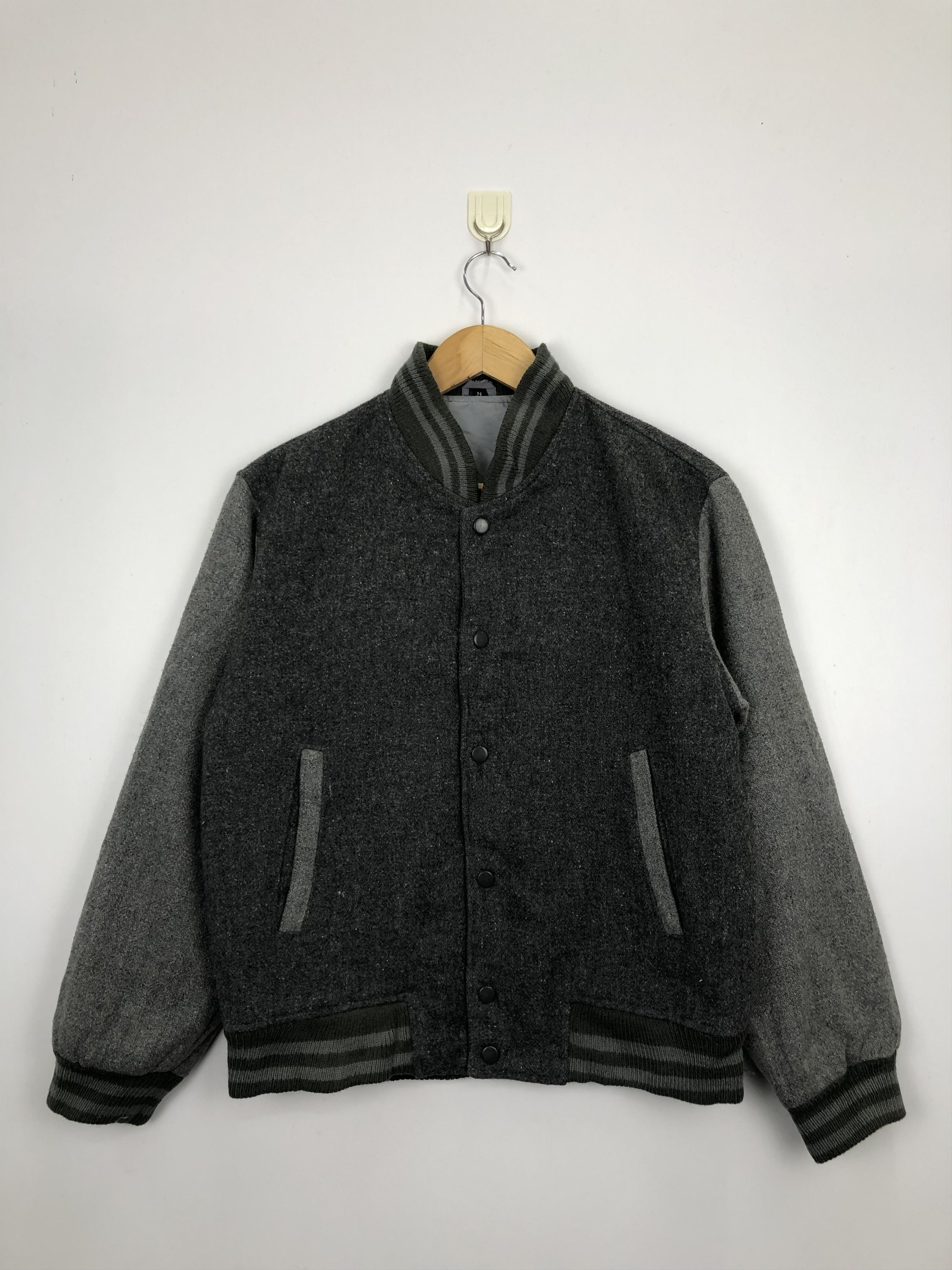 Vintage Vintage 90s Japanese Brand Varsity Jacket Red V0342 Size US M / EU 48-50 / 2 - 1 Thumbnail