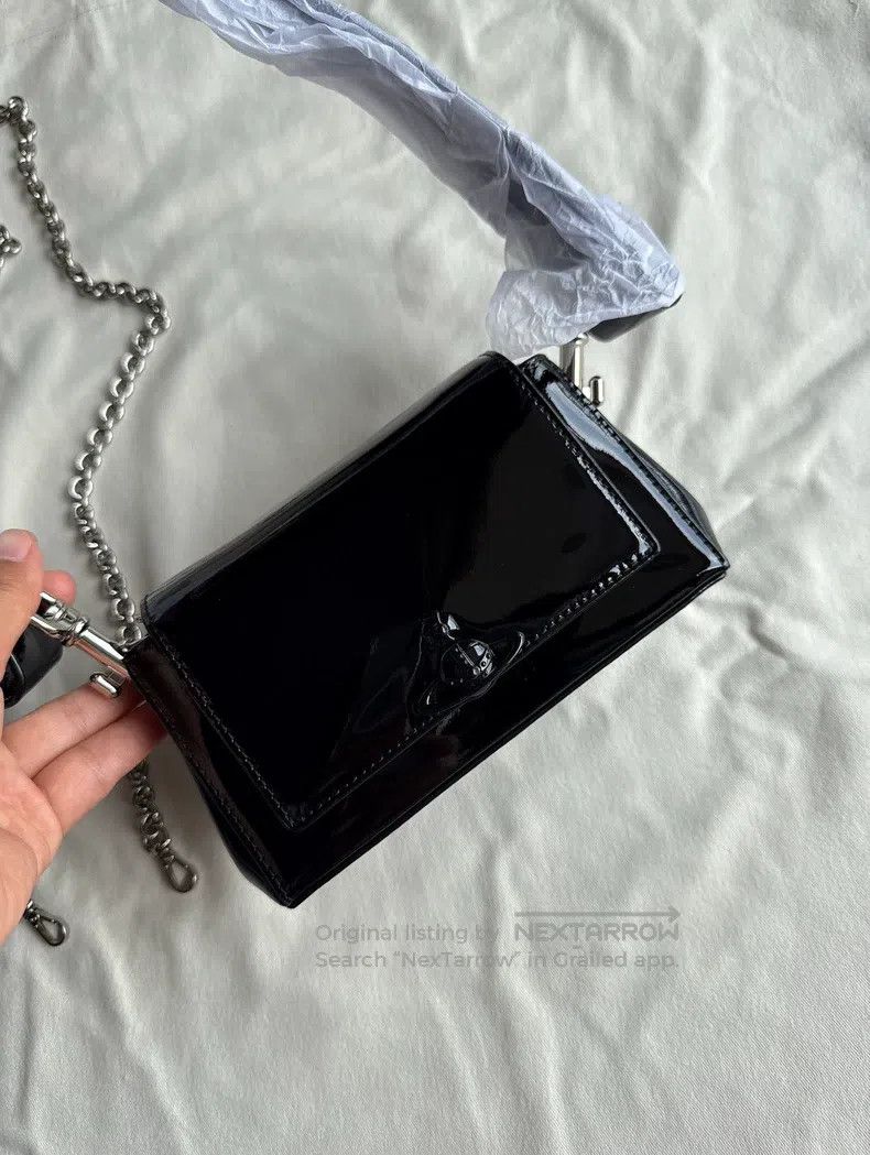 Vivienne Westwood Vivienne Westwood size os Patent Leather Small Underarm Bag Size ONE SIZE - 2 Thumbnail