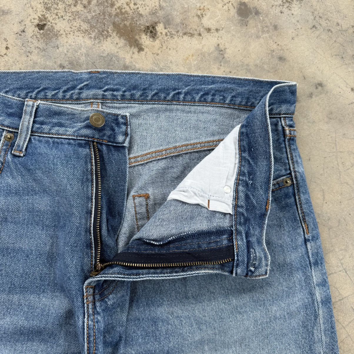 Japanese Brand VINTAGE GU STRAIGHT FADED RIPPEP JEAN DENIM PANTS Size US 36 / EU 52 - 7 Thumbnail