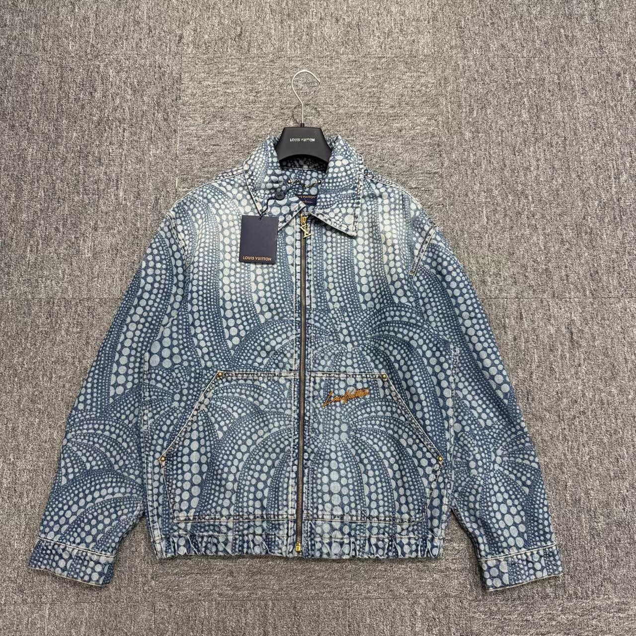 Louis Vuitton louis vuitton dotted denim jacket Size US L / EU 52-54 / 3 - 1 Thumbnail
