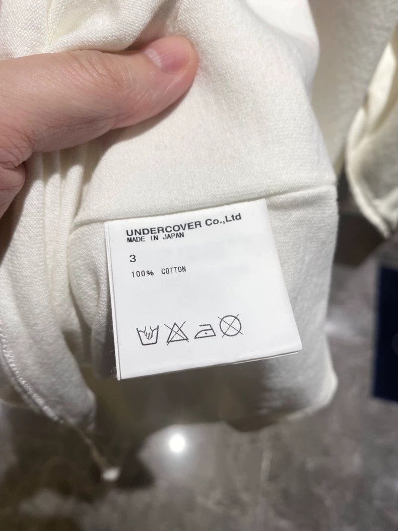 Undercover Undercover 05ss But Beautiful Issue 2 Masterpiece Strawber Size US L / EU 52-54 / 3 - 7 Thumbnail