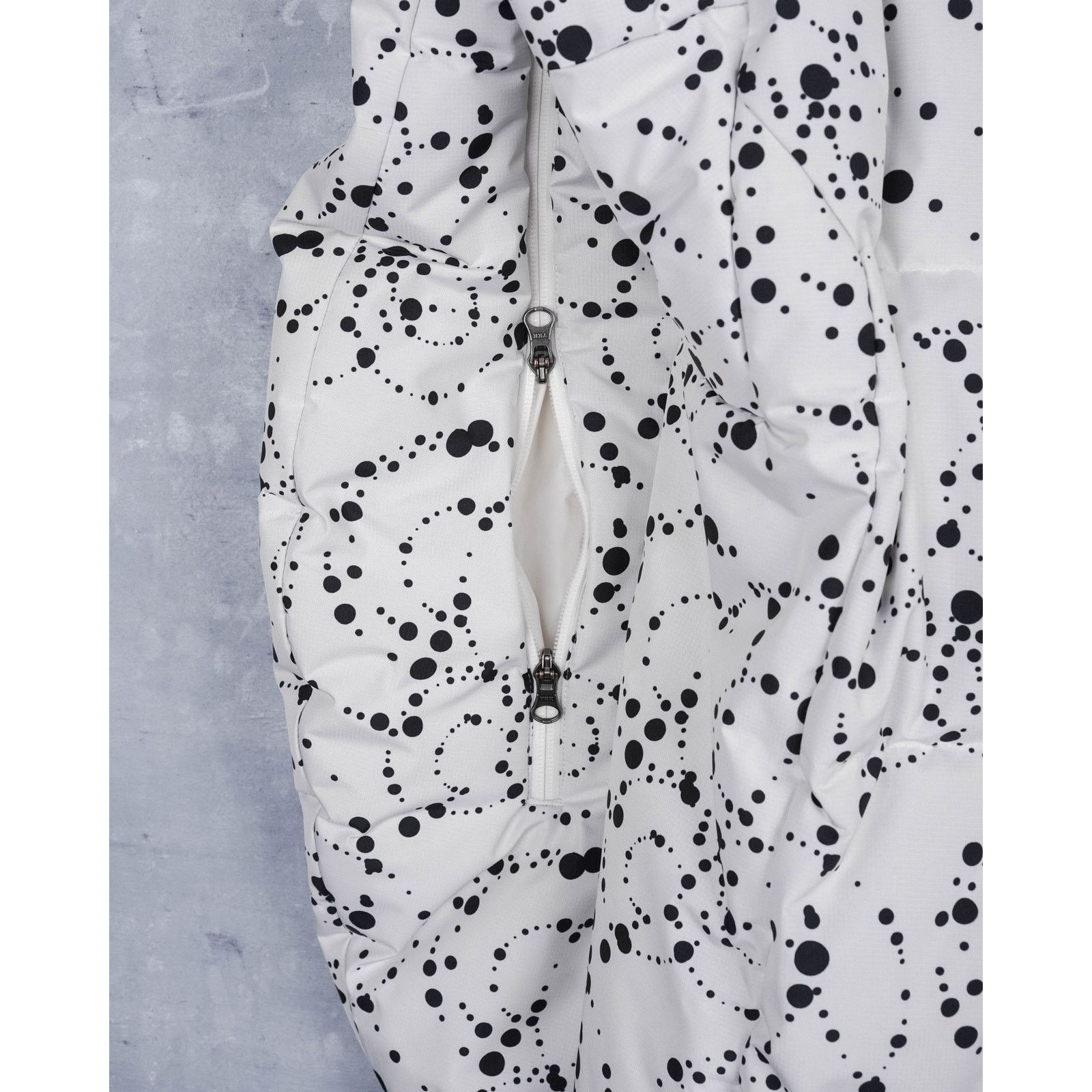 Nike ACG Nike acg white splatter tech winter goose down puffer jacket Size US L / EU 52-54 / 3 - 11 Thumbnail
