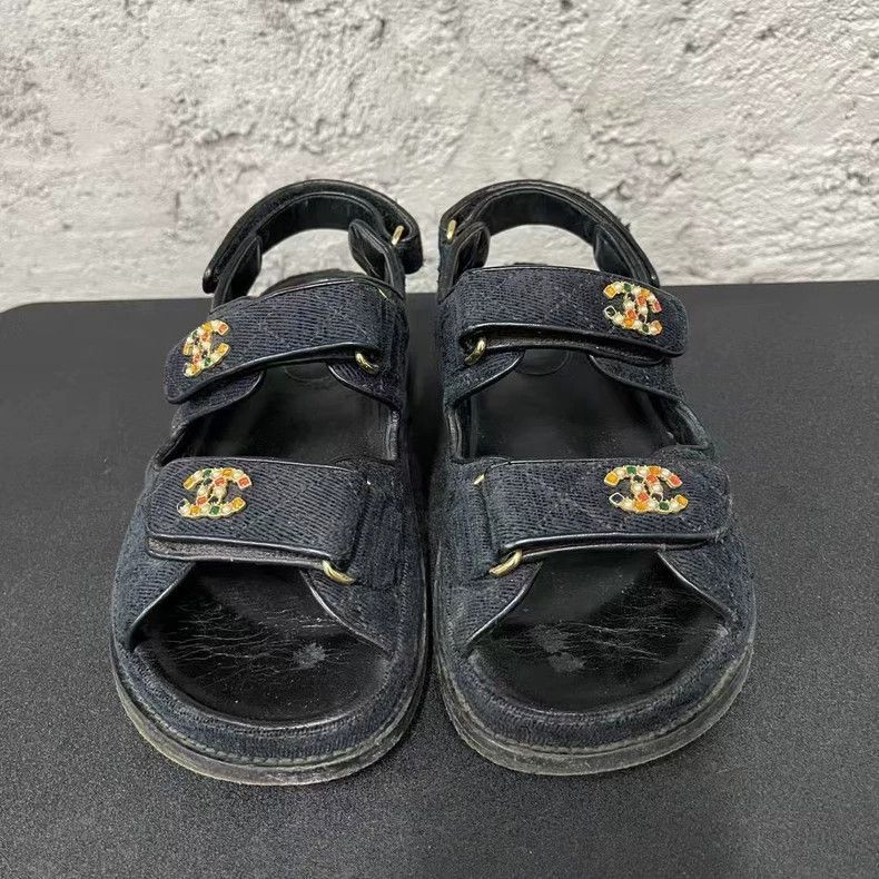 Chanel Chanel Velcro Sandals Size 36 -2505 Size US 5.5 / EU 38 - 7 Thumbnail