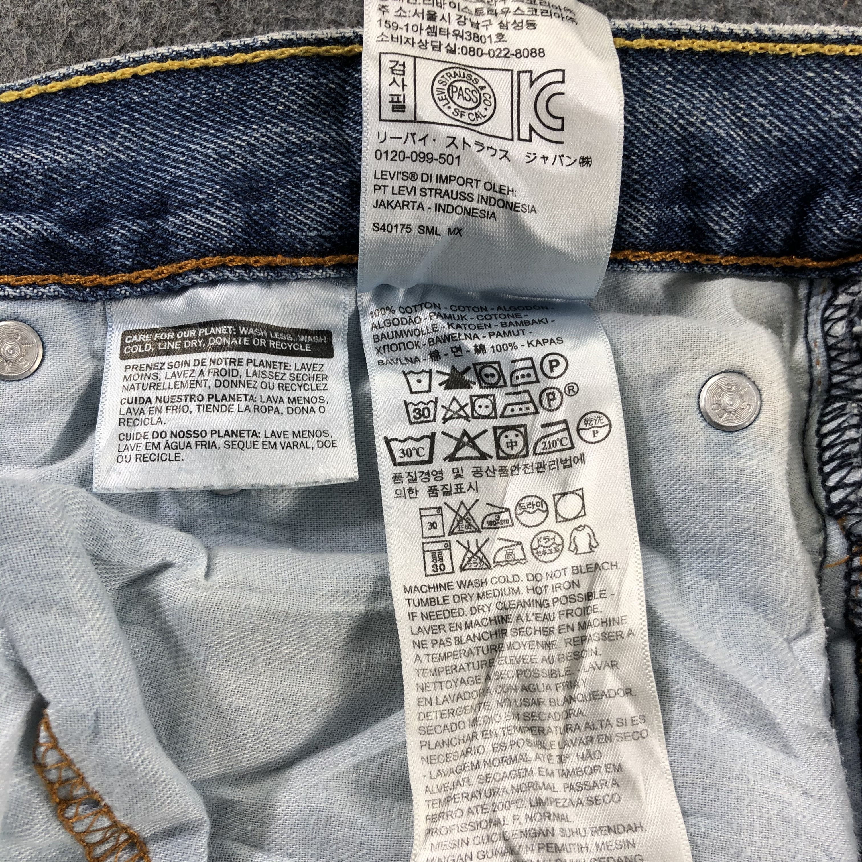 Levi's Vintage Blue Wash Levis 560 Jeans-J2607 Size US 39 - 10 Thumbnail